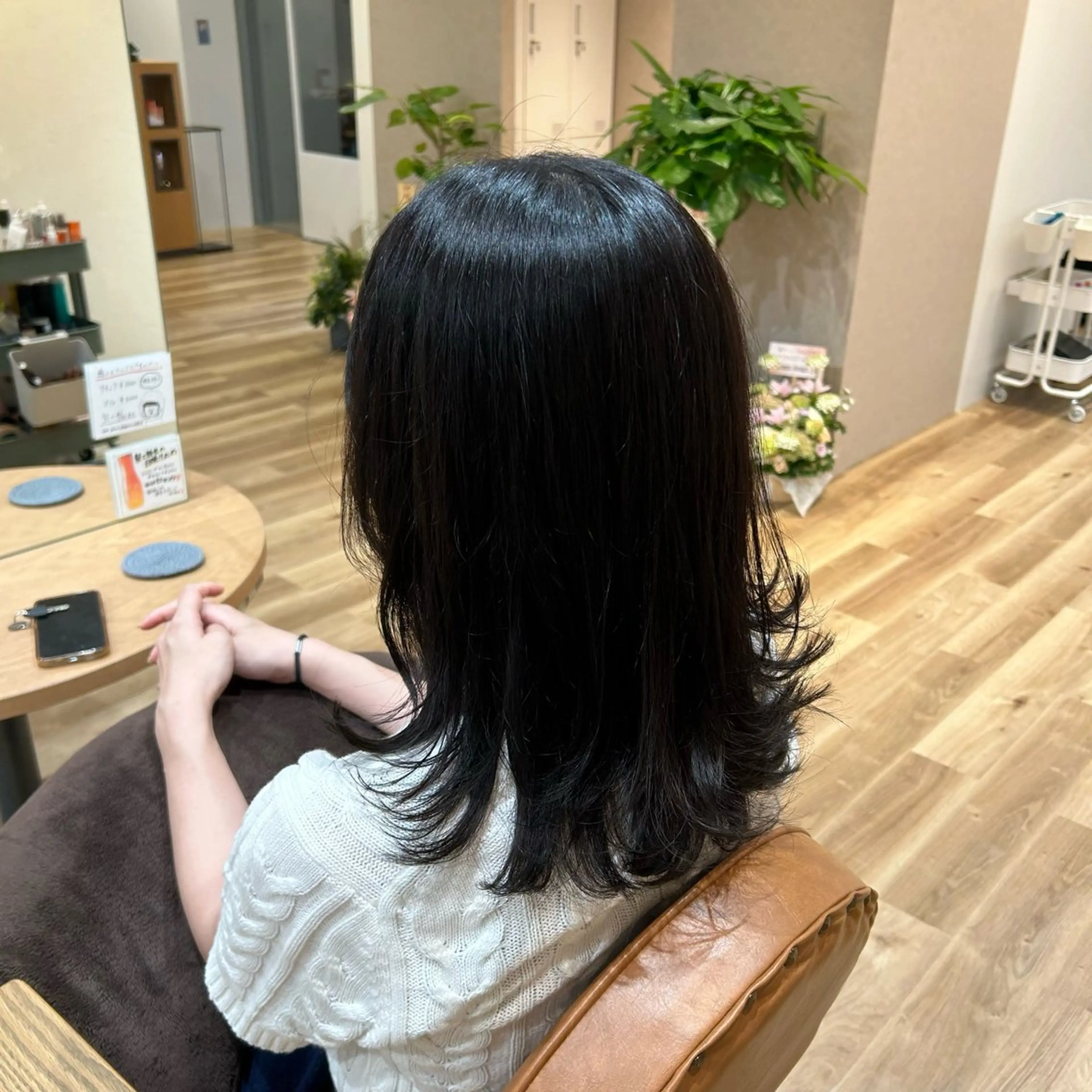セミロング 宮本 季奈のヘアスタイル
