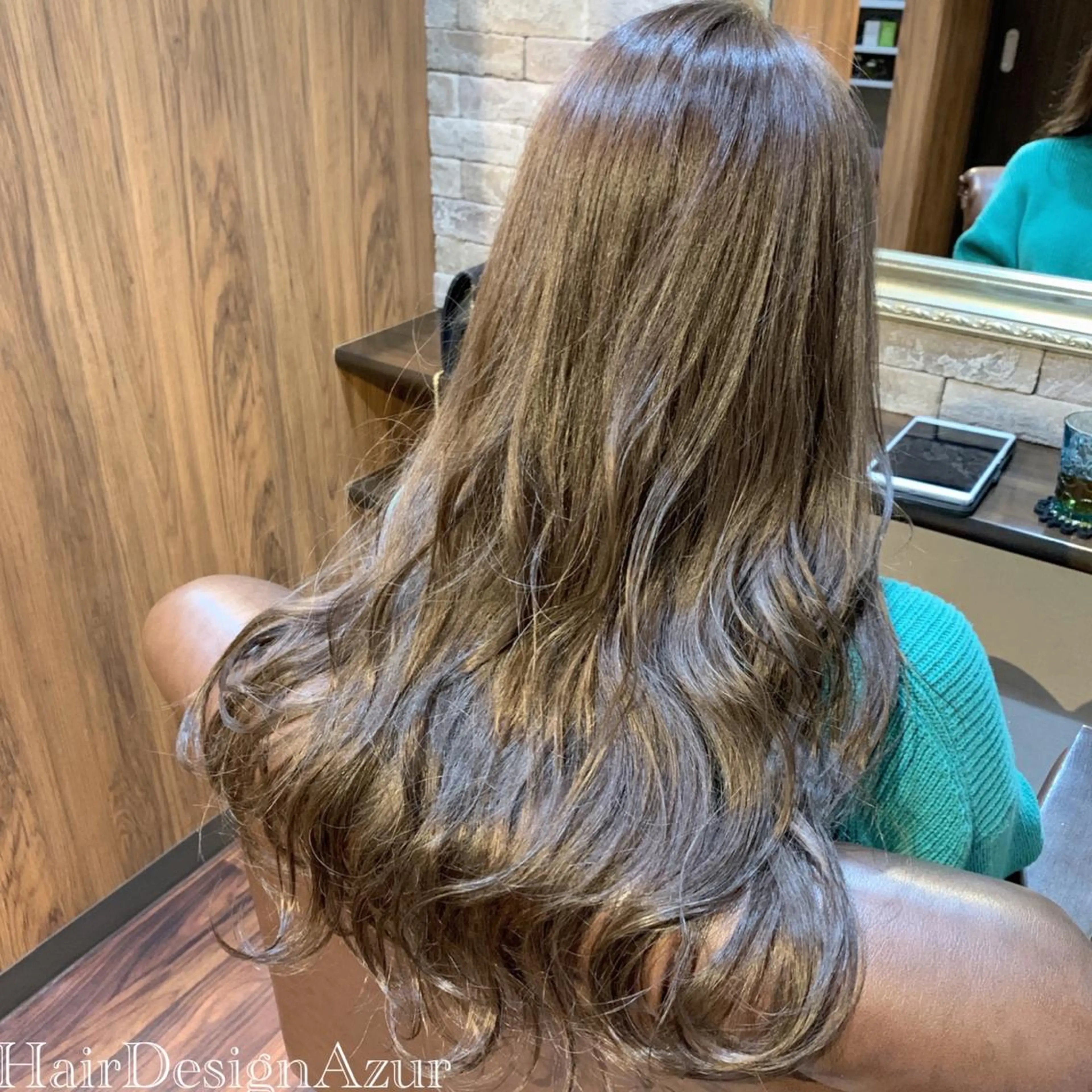 ロング カラー HairDesign Azurのヘアスタイル
