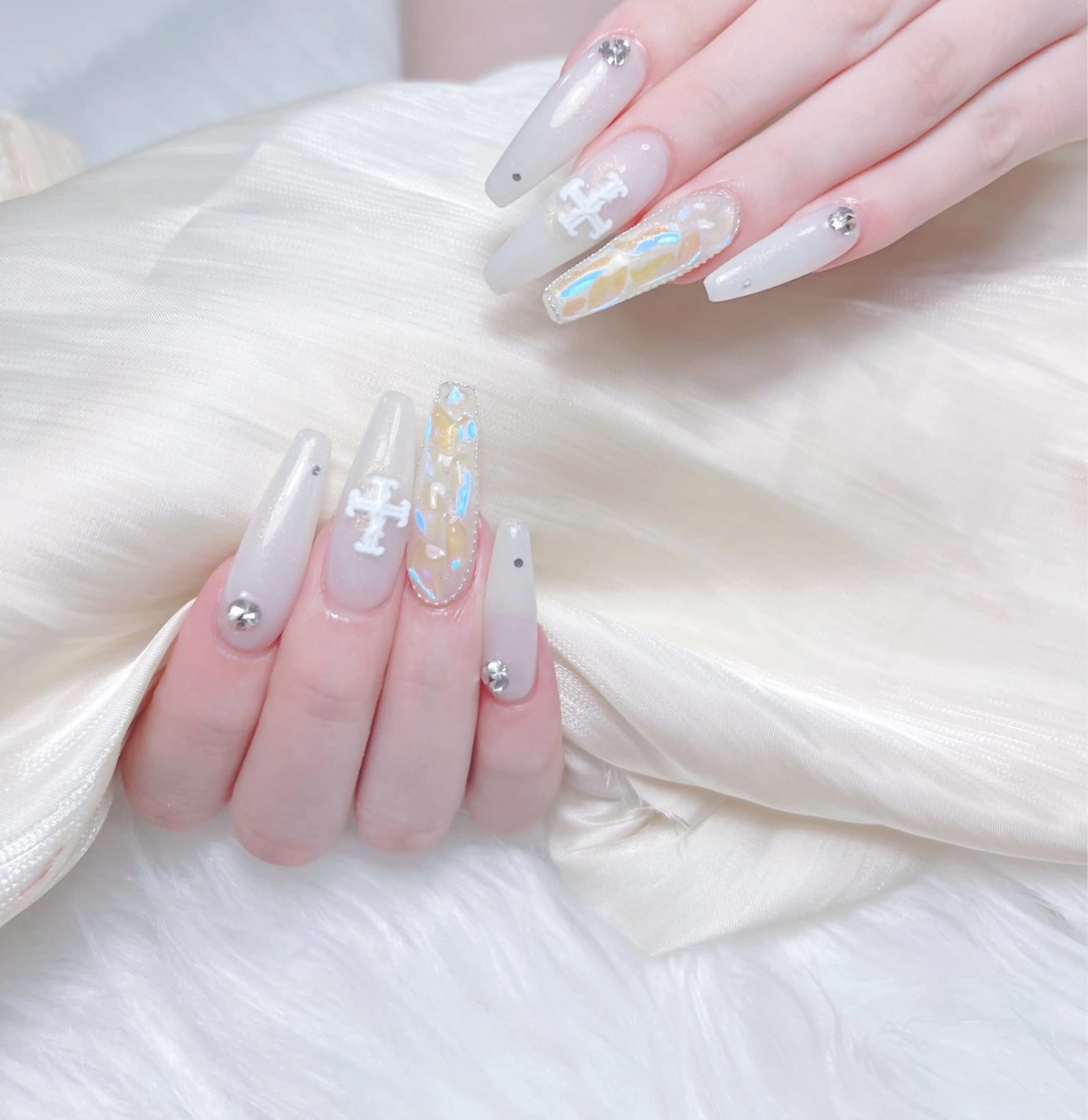 ネイル ハンドネイル uuネイルサロン所属・uu ネイルサロン関内🌼のネイルデザイン