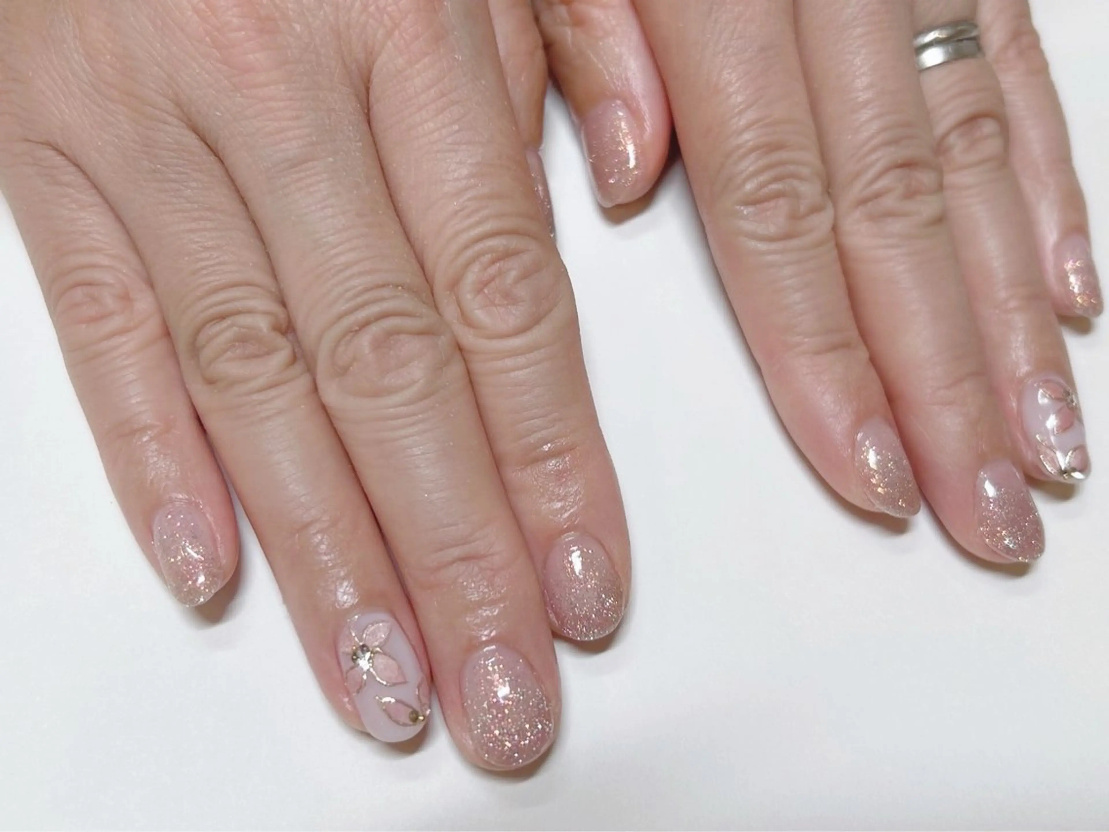 ネイル RUCA×ANGEL所属・RUCA 枝のネイルデザイン