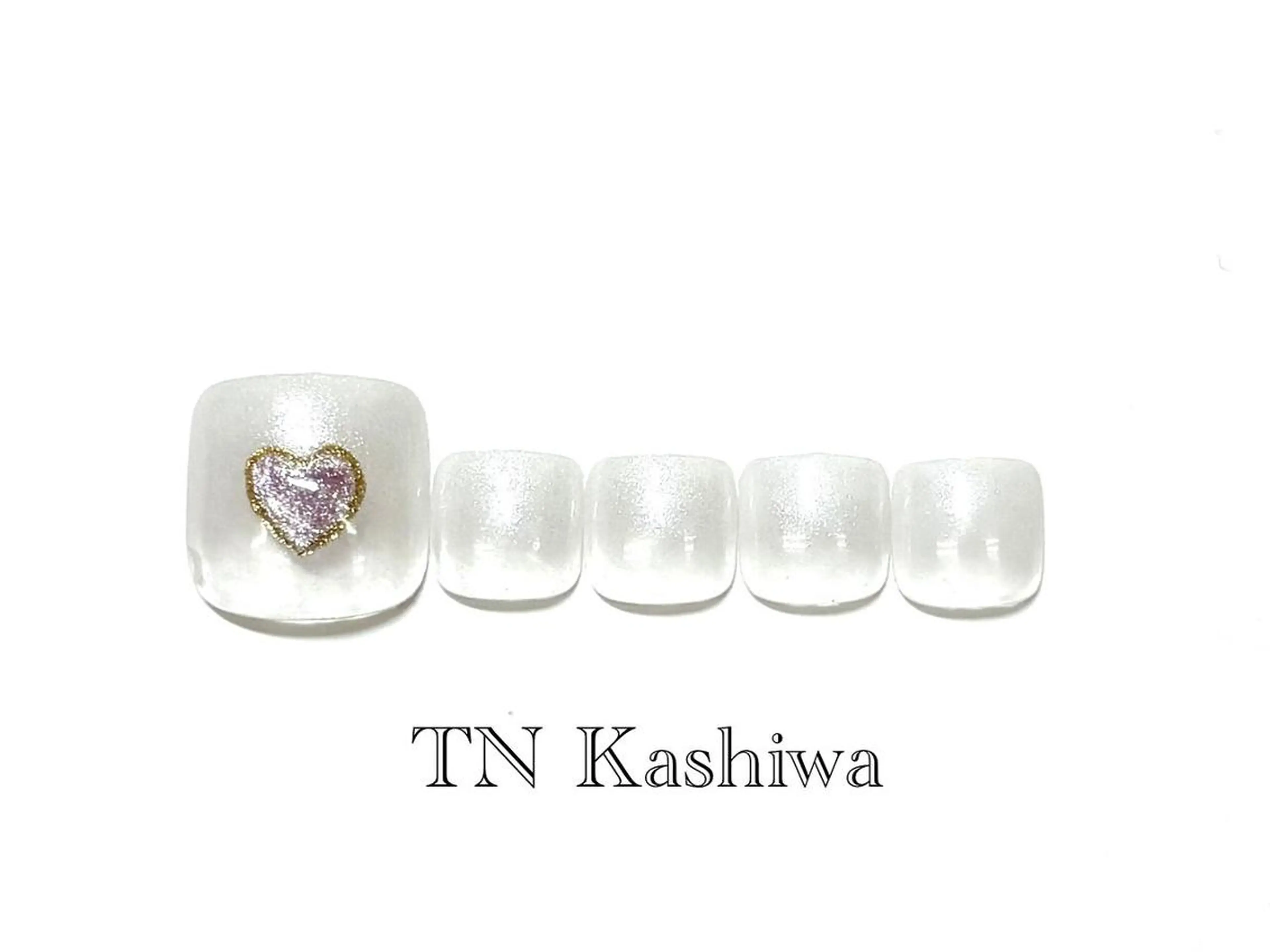 ネイル フットネイル 座間 桃香のネイルデザイン