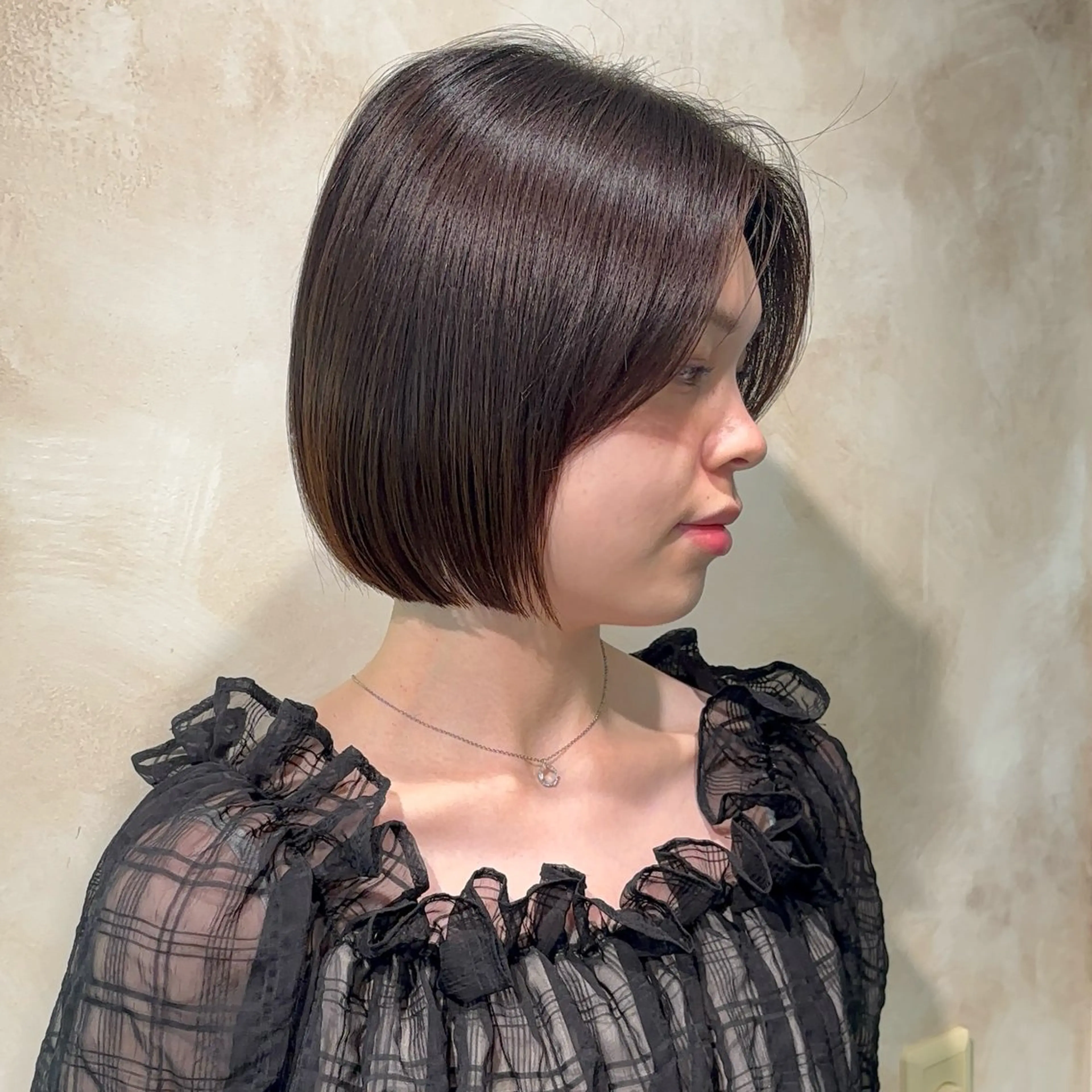 ミディアム ボブ 滋賀でレイヤーなら ｜吉村　友輝のヘアスタイル