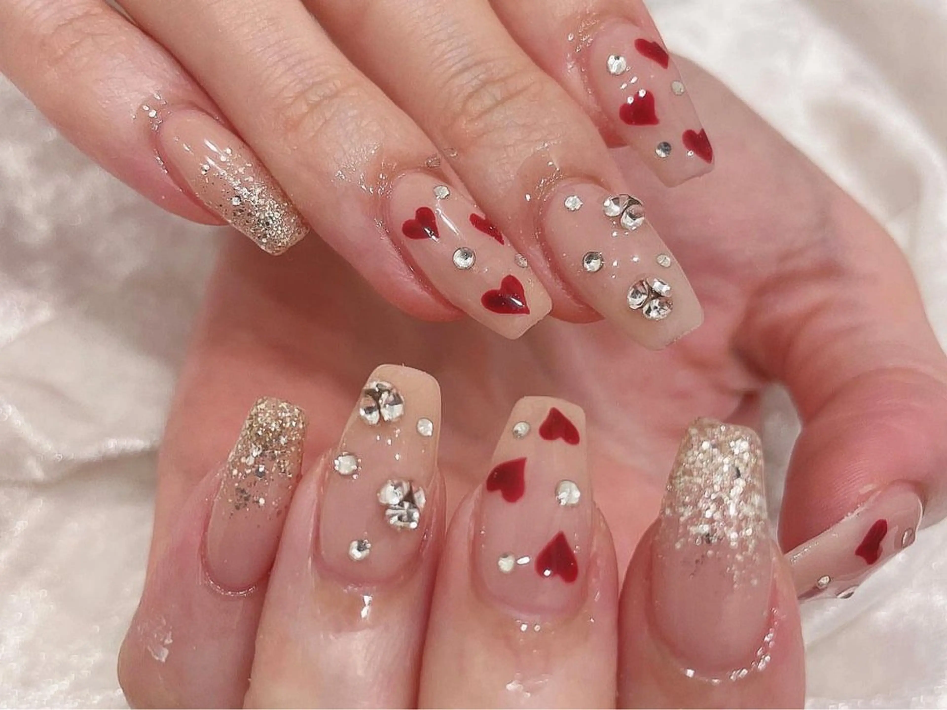 ネイル ハンドネイル VIVIAN リサのネイルデザイン