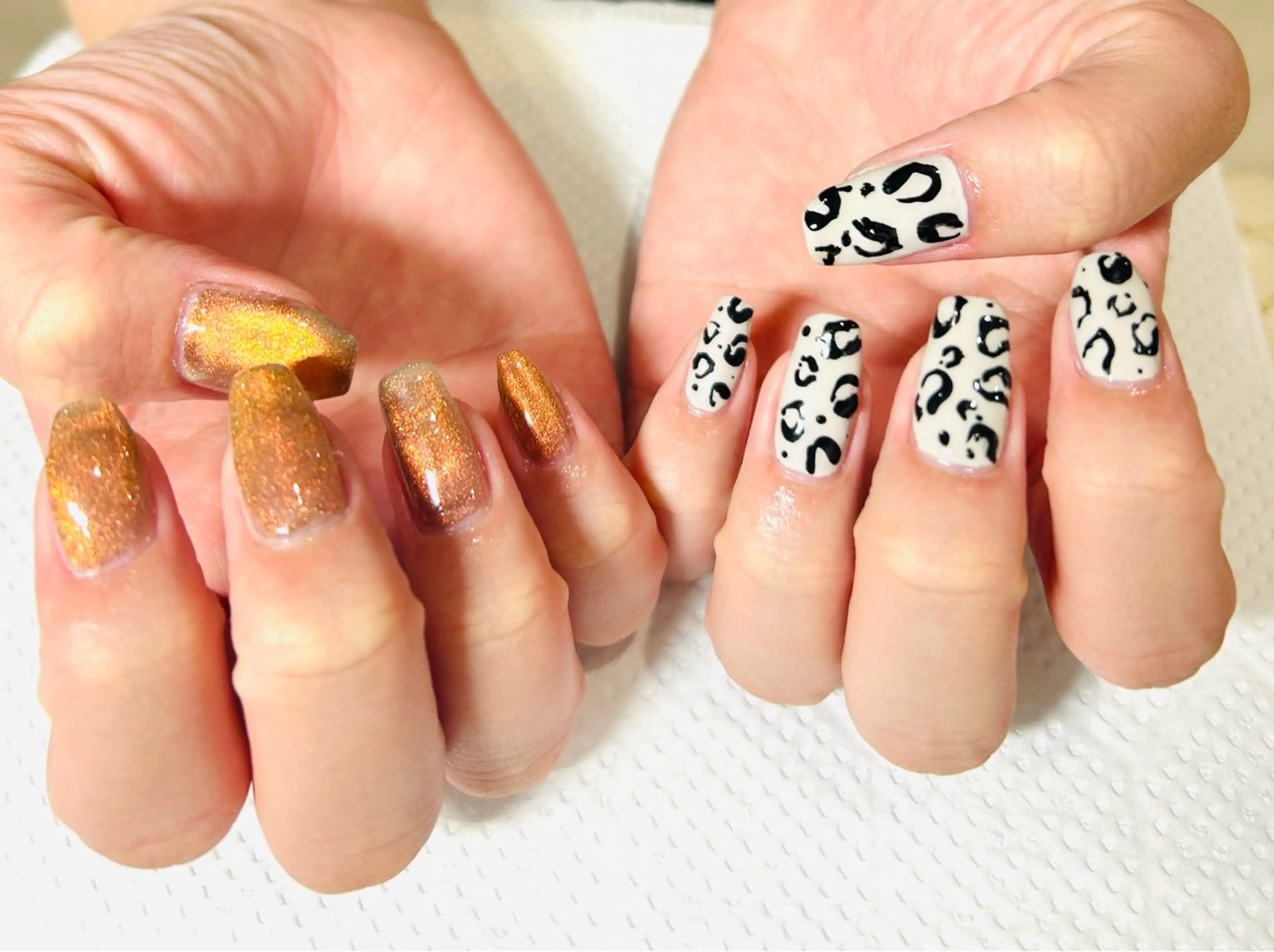 ネイル フラッシュネイル フットネイル フレンチネイル ラメ(グリッター) ラメグラデーション Ｈ3（エイチスリー）所属・H3 hitoのネイルデザイン