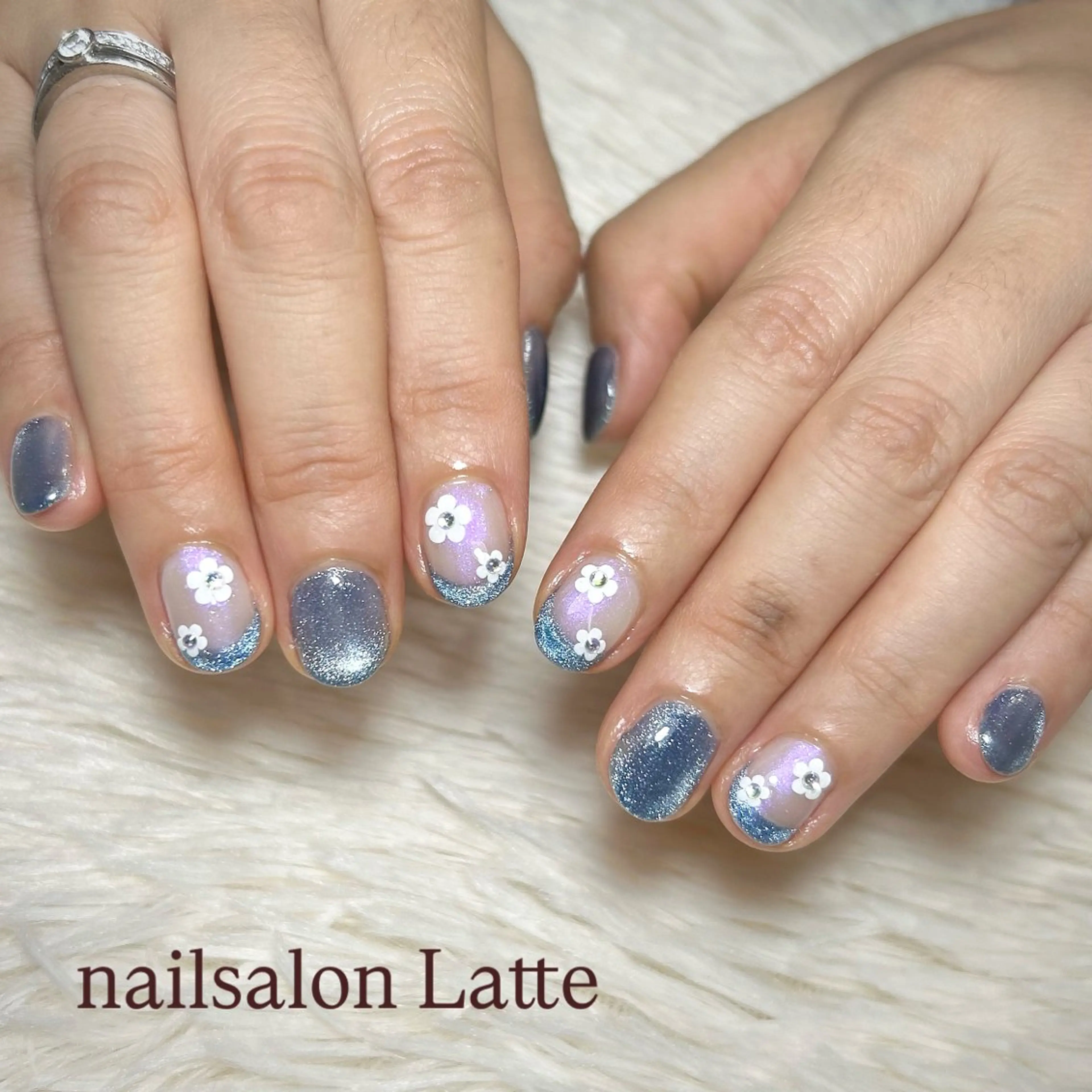 ネイル Nailsalon Latteのネイルデザイン