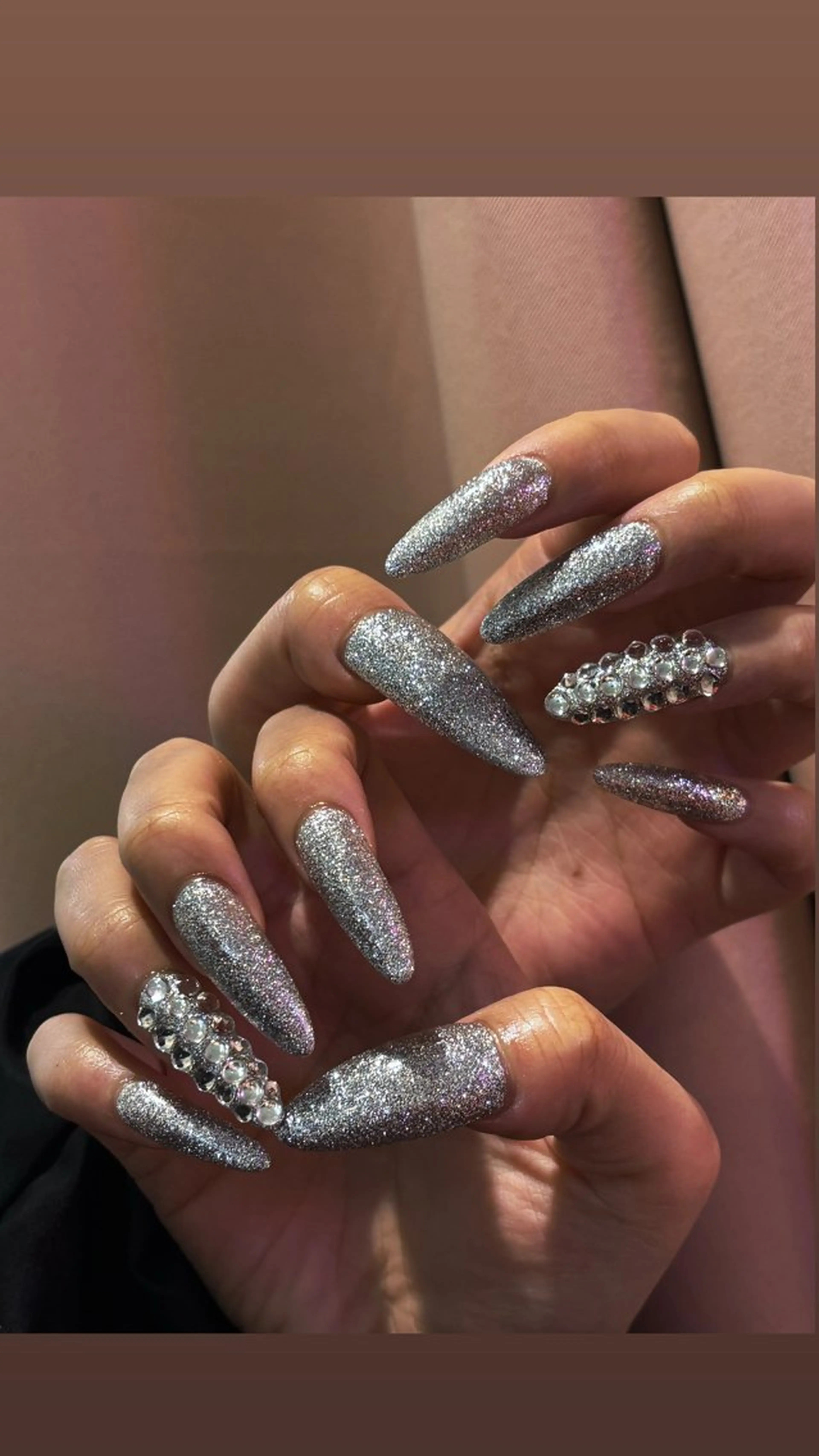 ネイル ストーンネイル ハンドネイル clear yayoiのネイルデザイン