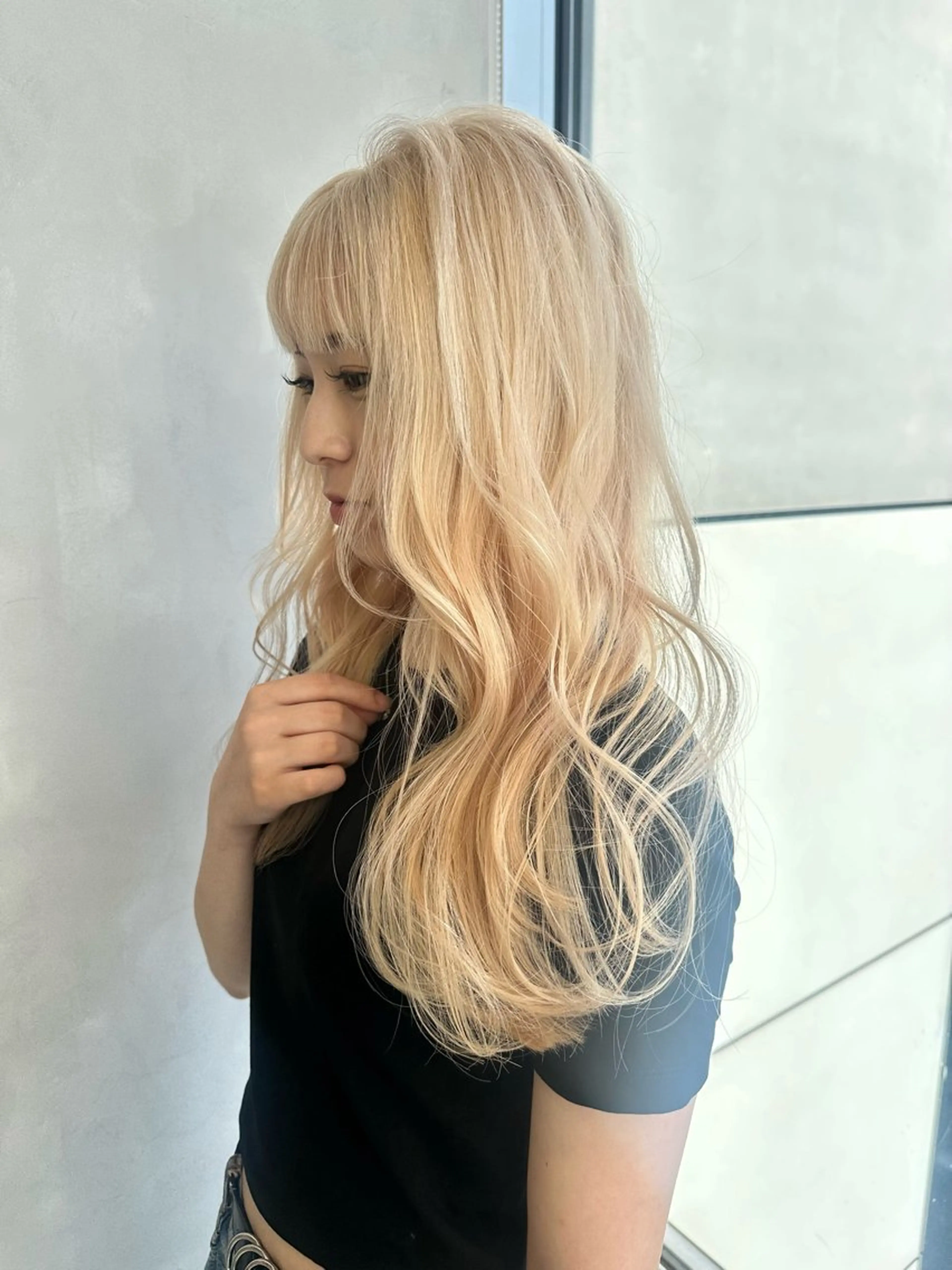 ロング カラー ブリーチ ブロンド ホワイトブロンド カット ヘアカラー トリートメント ハイトーン/ショート /akane🐰♥️のヘアスタイル