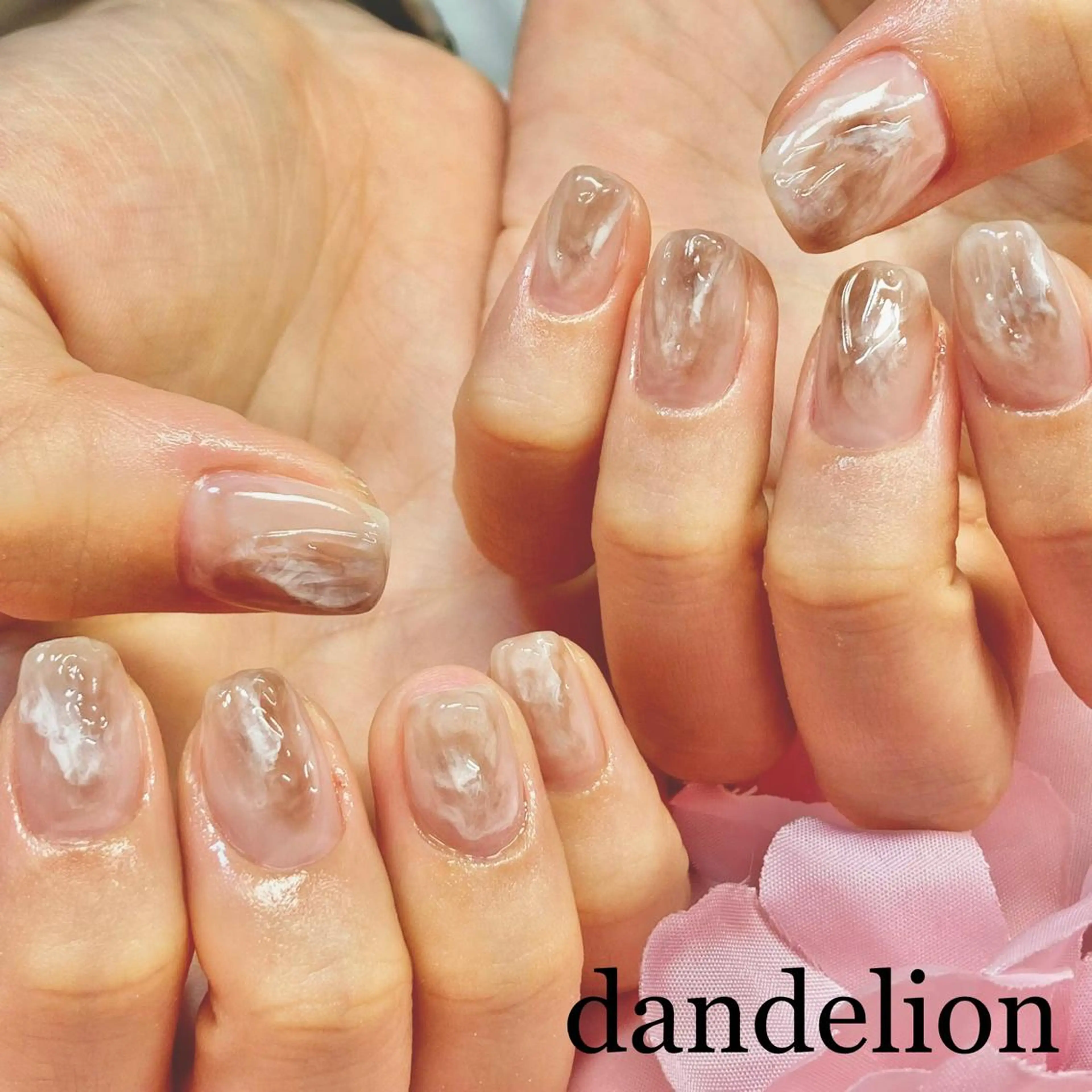 ネイル ハンドネイル ハンドケア dandelion ダンデライオンのネイルデザイン