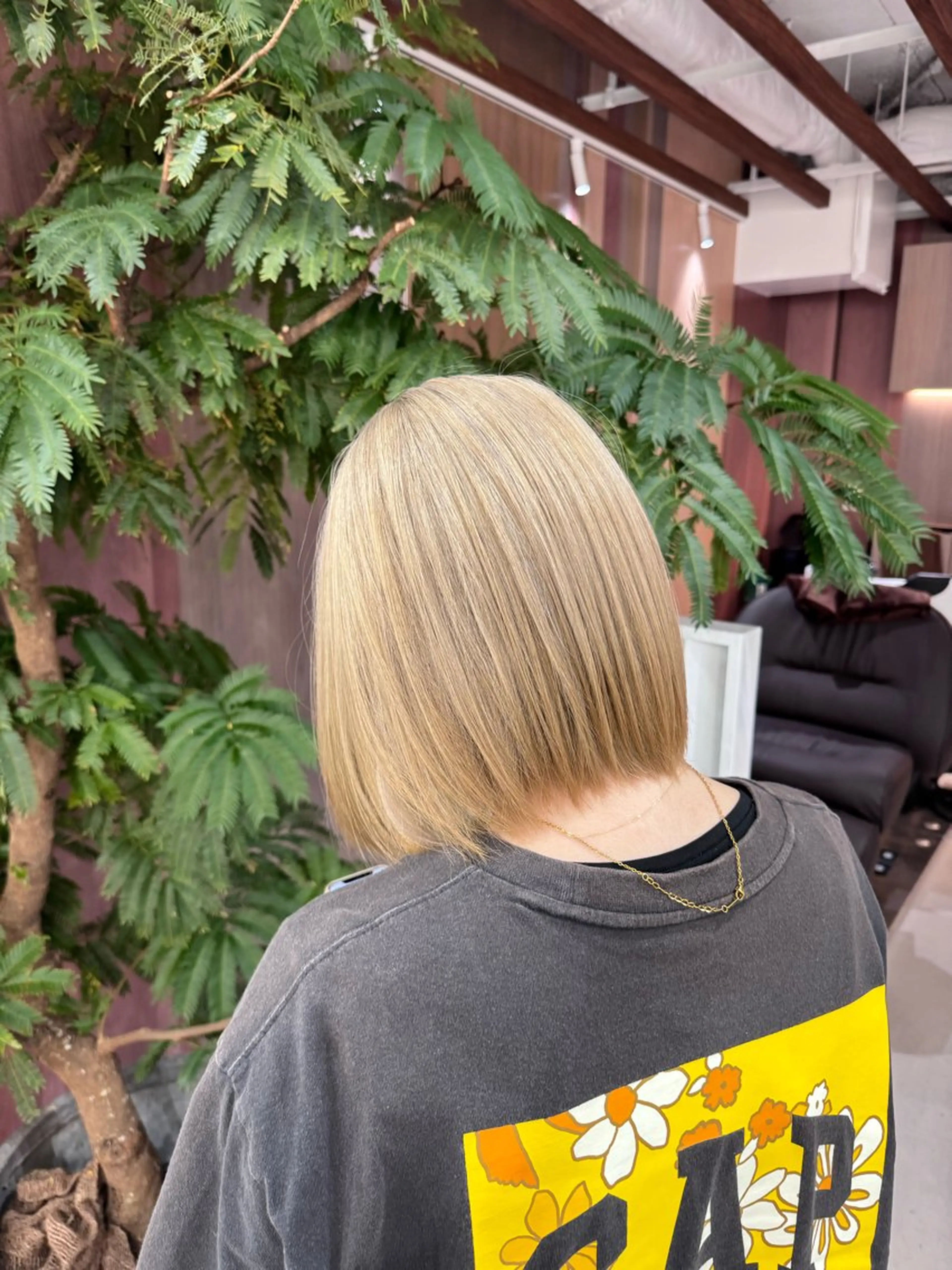 カラー R/🤎 パーマ＆ブリーチ🔥のヘアスタイル