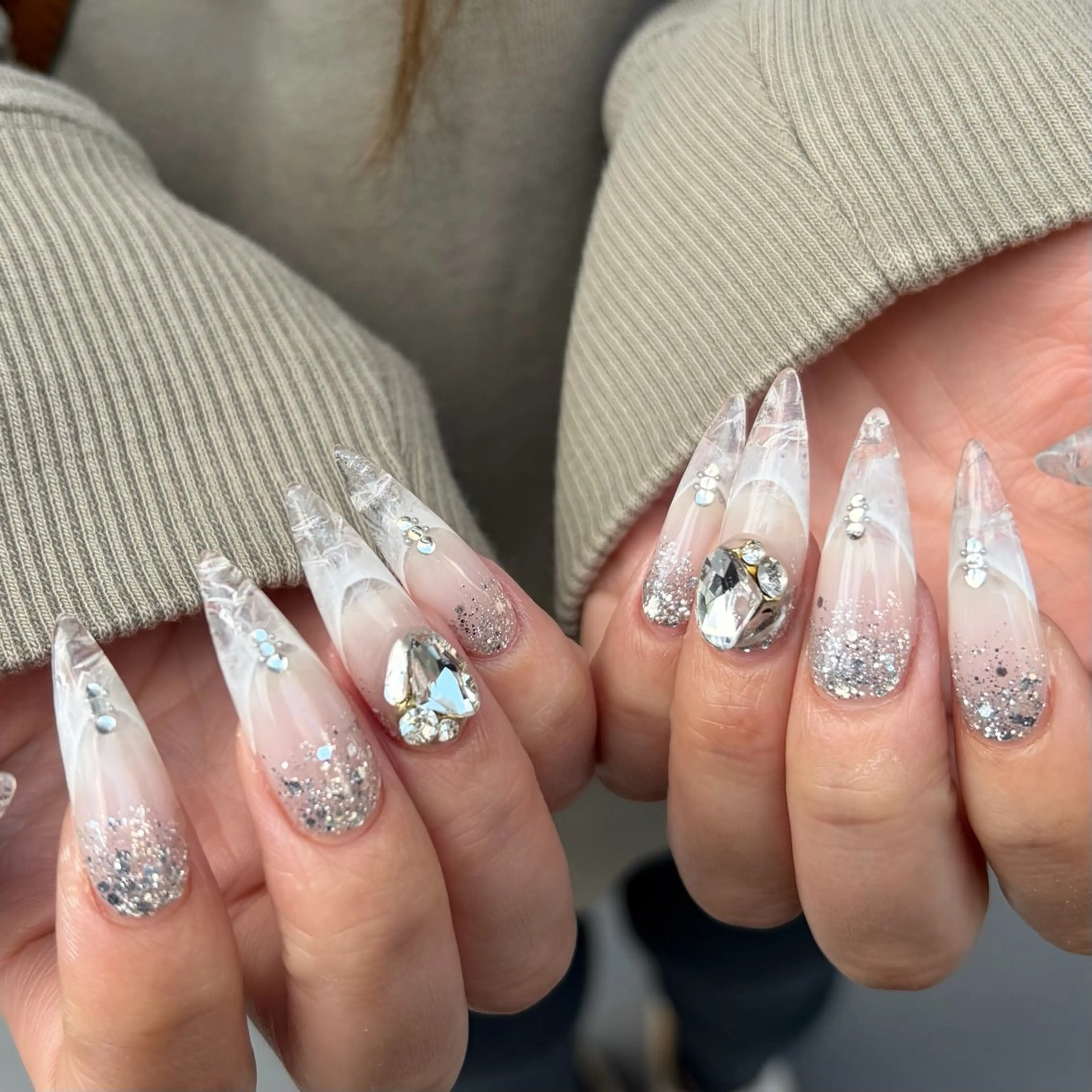 ネイル ハンドネイル IROHA Nail 矢掛萌子のネイルデザイン