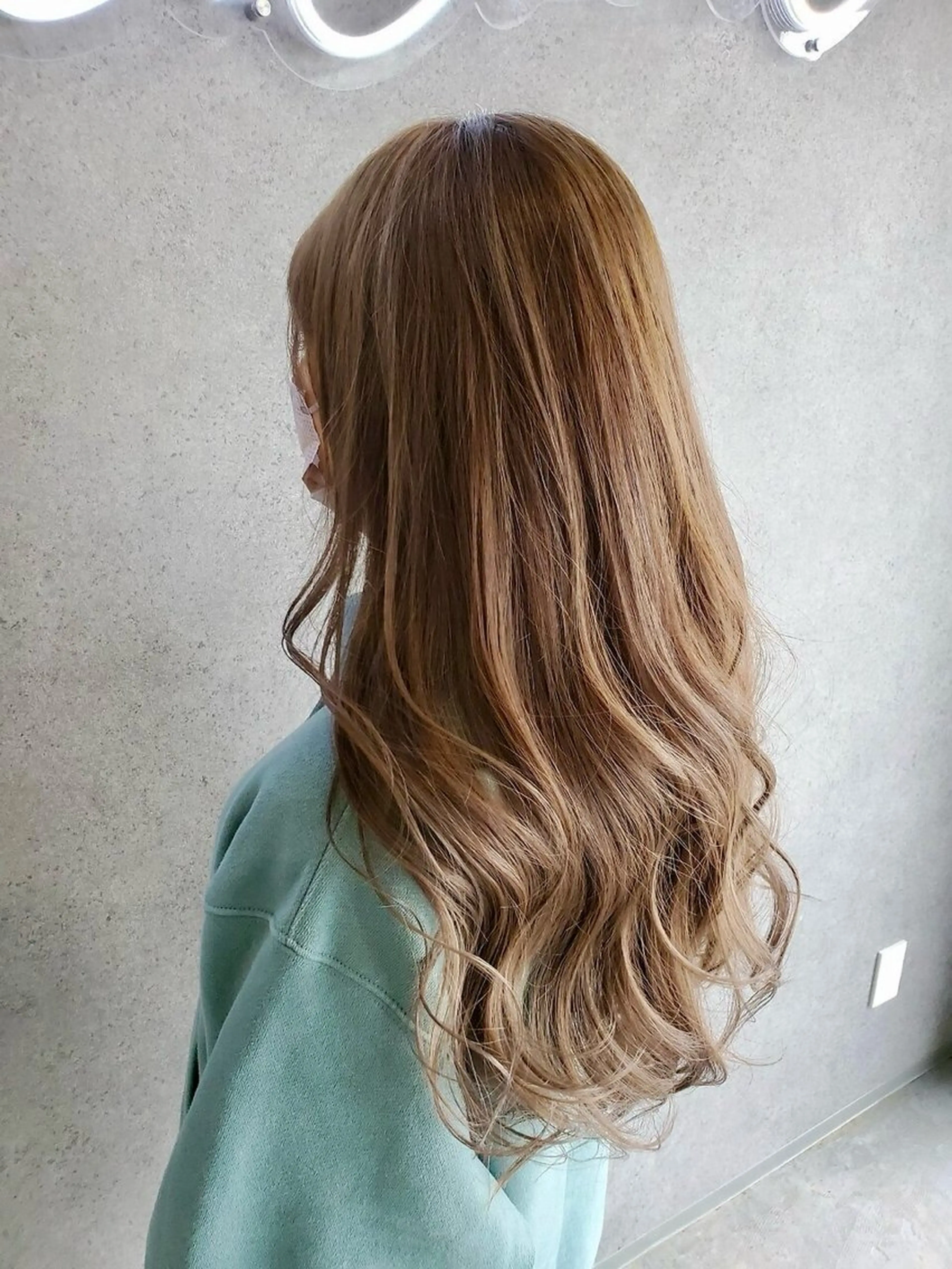 【色もち&ツヤ髪へ】カット+ケアカラー+超音波クロマフィラーマスクTRの写真