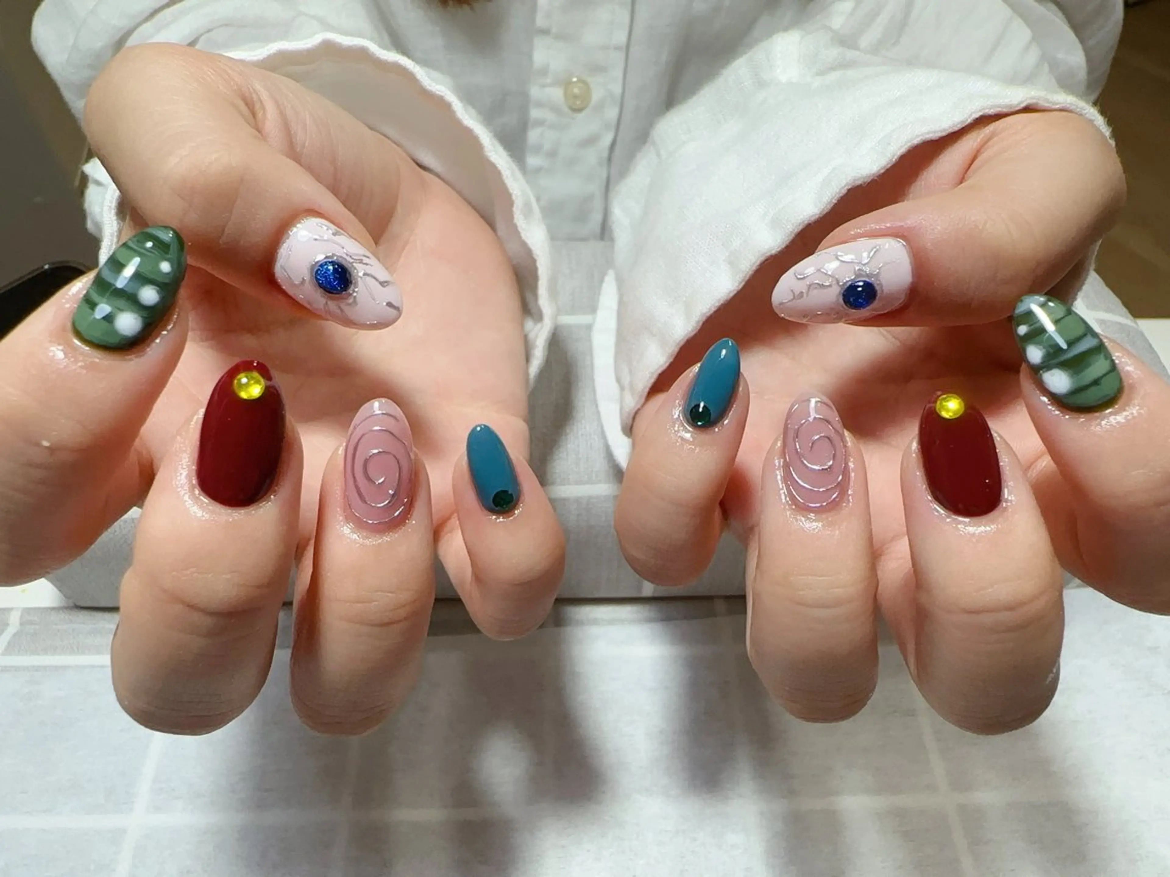 ネイル NAIL CIRCLESのネイルデザイン