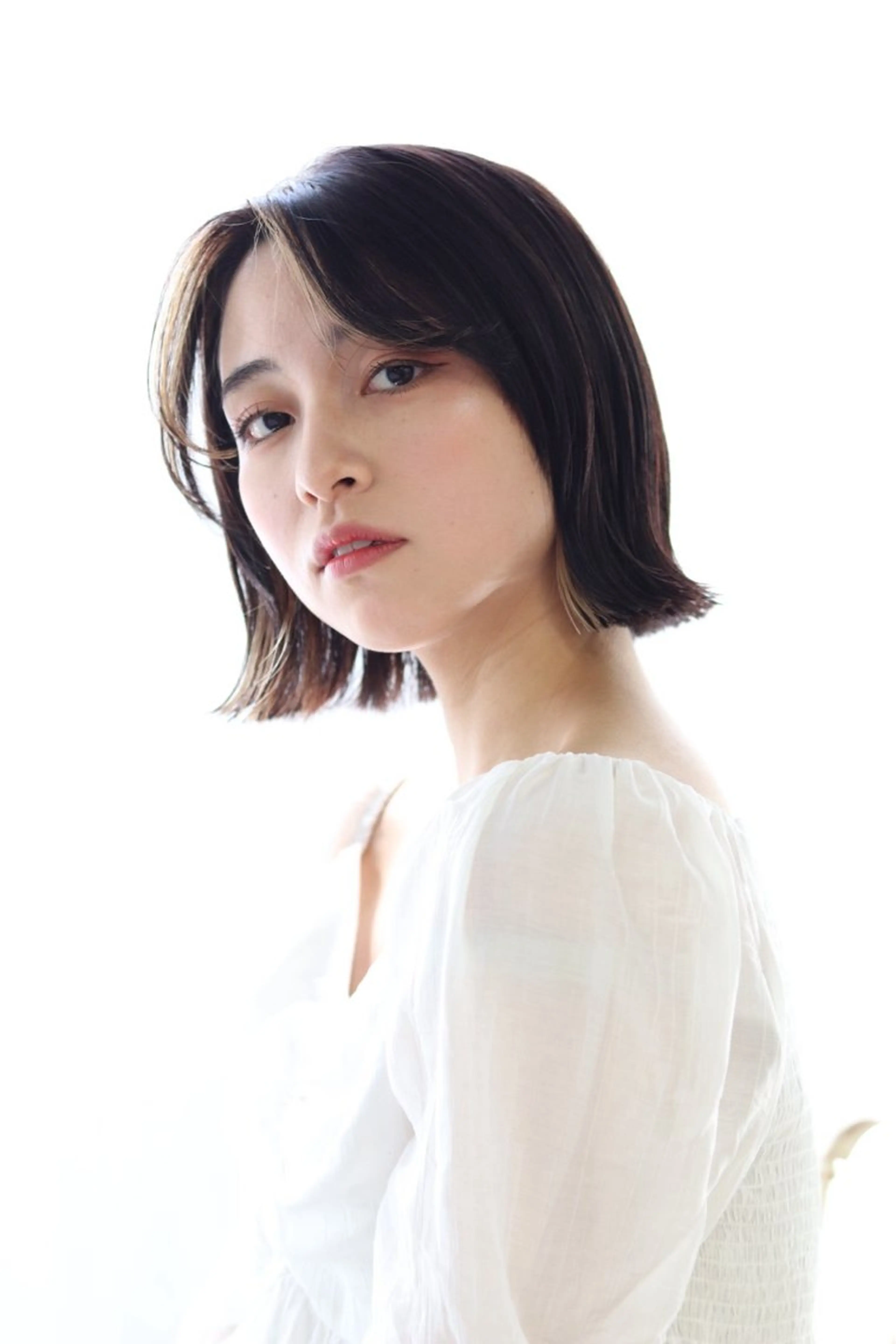 ショート ツヤ感ナチュラル 野口晴菜のヘアスタイル