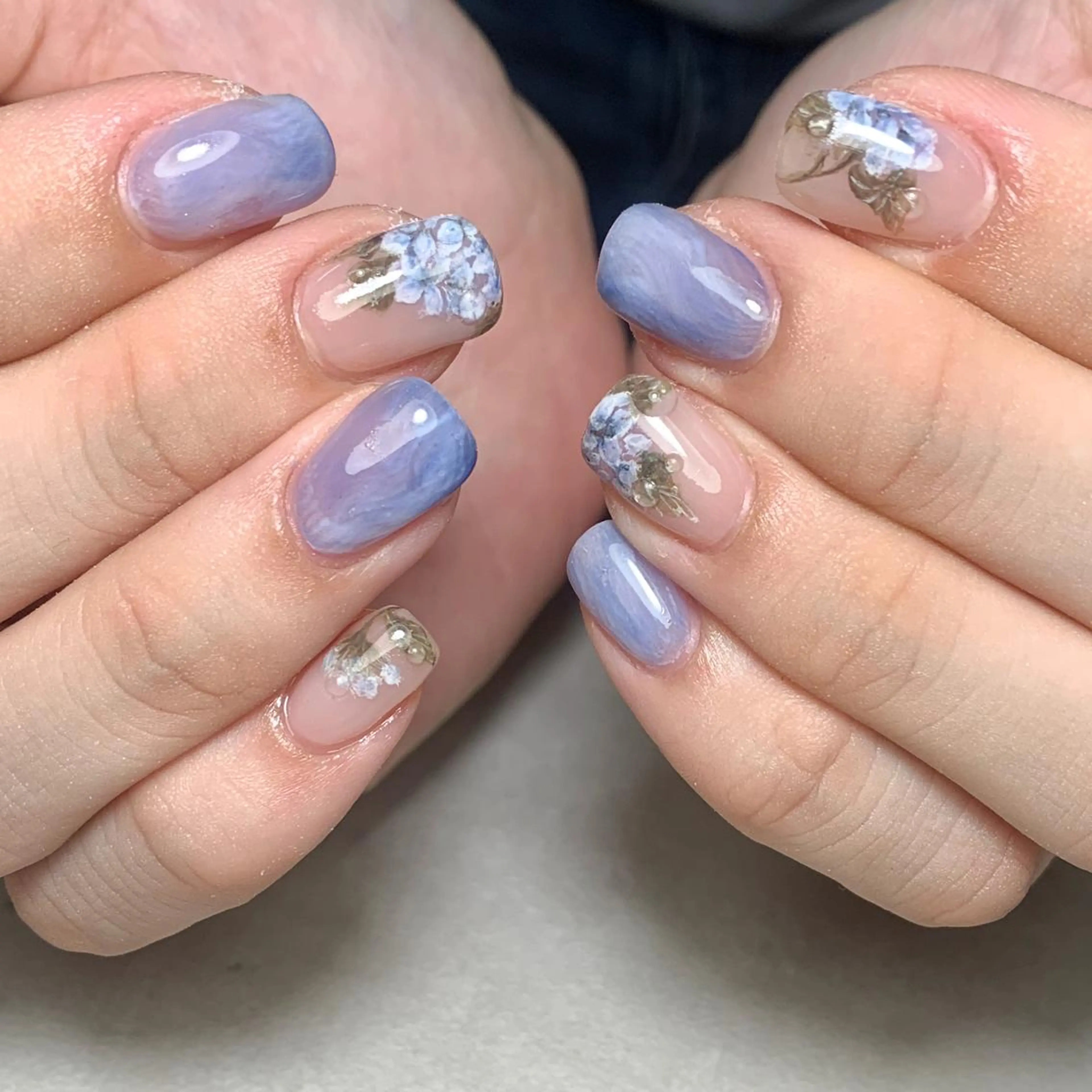 ネイル atelier　FIORITURA所属・FIORITURA aiのネイルデザイン