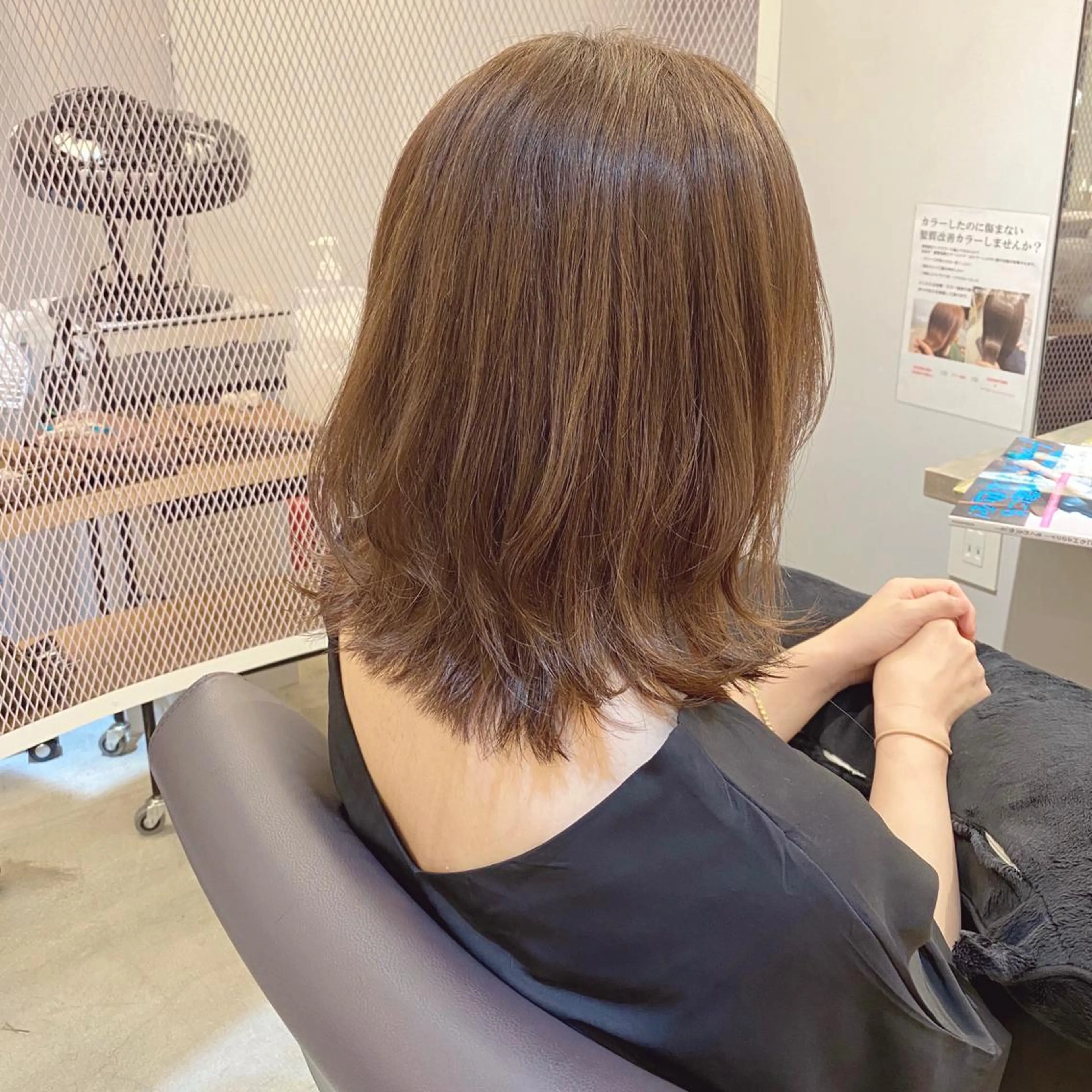 ミディアム 顔周りデザイン/ ママ美容師/濱ほのかのヘアスタイル