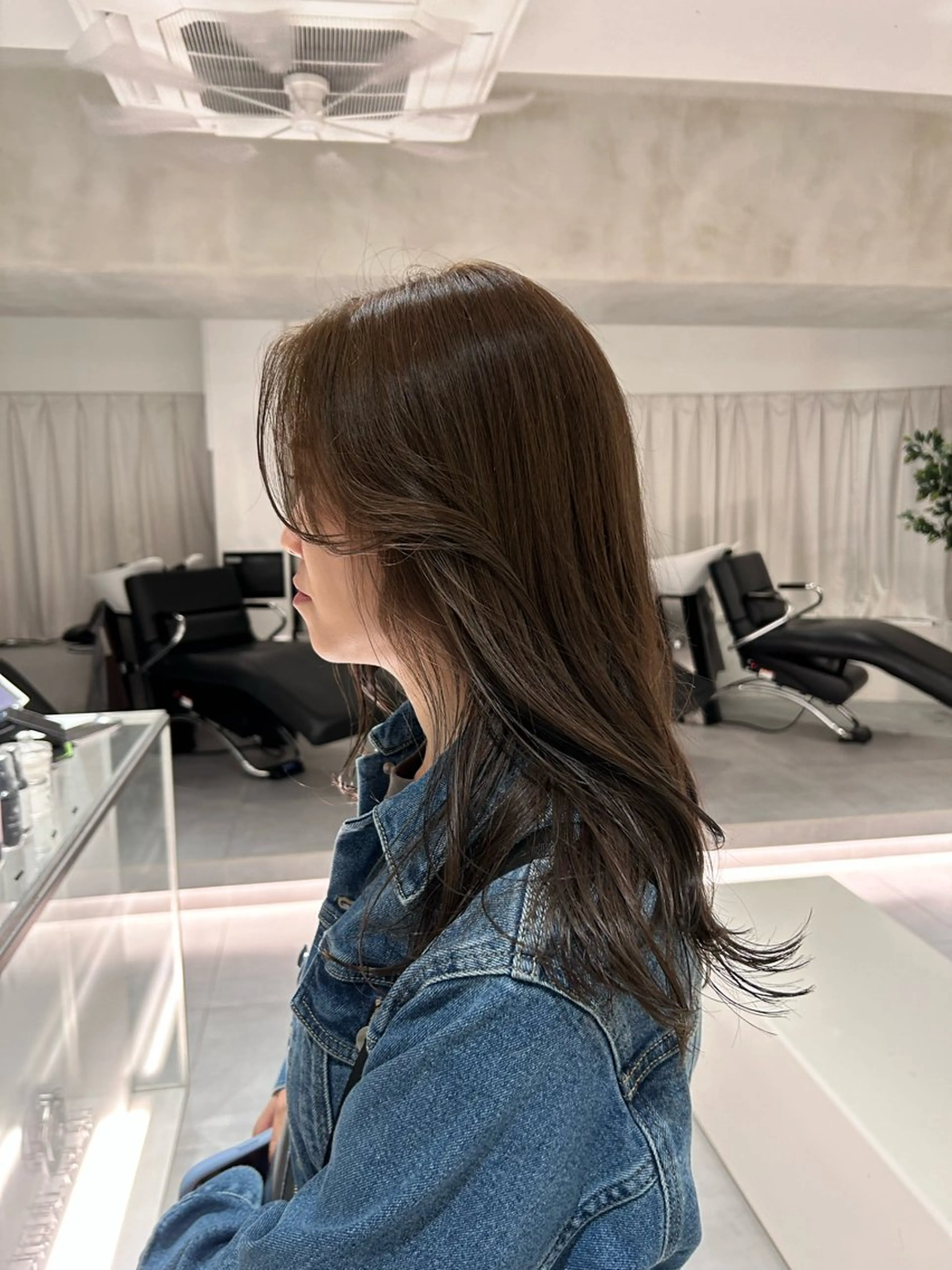 セミロング カラー 🪞透けhair 🪞honokaのヘアスタイル