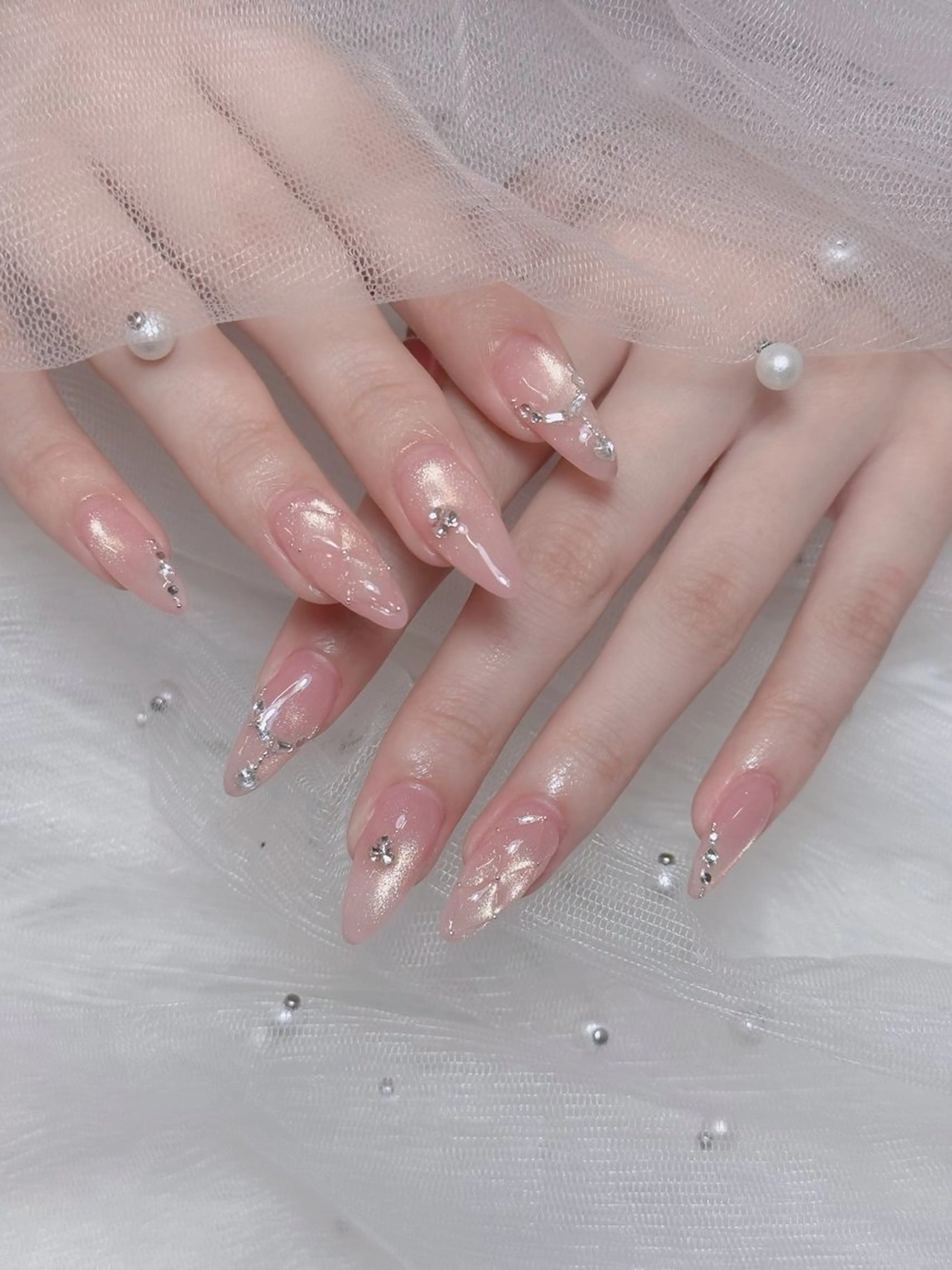 ネイル オーロラネイル チークネイル フットネイル フレンチネイル 韓国ネイル ハンドネイル Lumi Nailのネイルデザイン