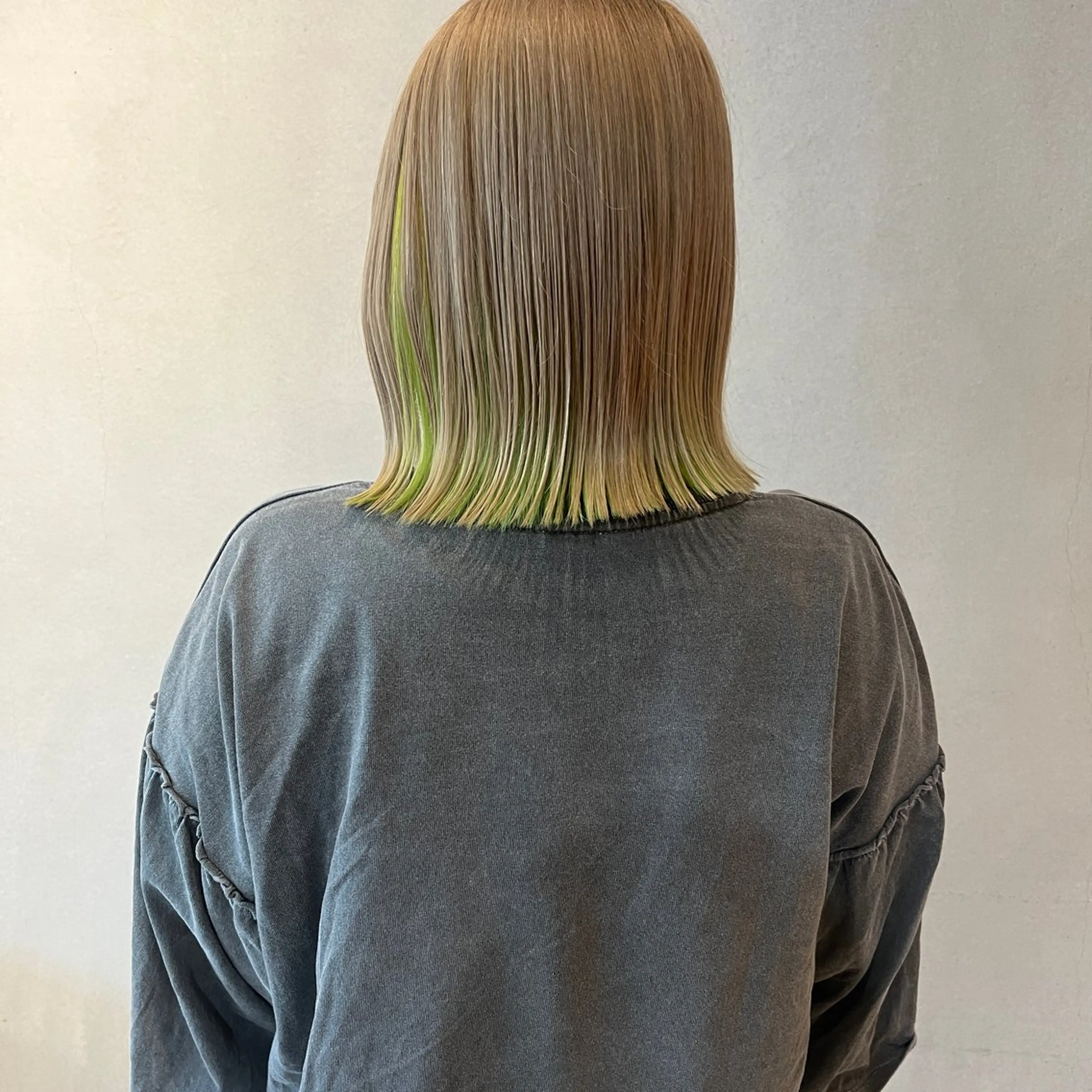 ミディアム カット ヘアカラー ボブ/透明感カラー /坂口恵梨子のヘアスタイル