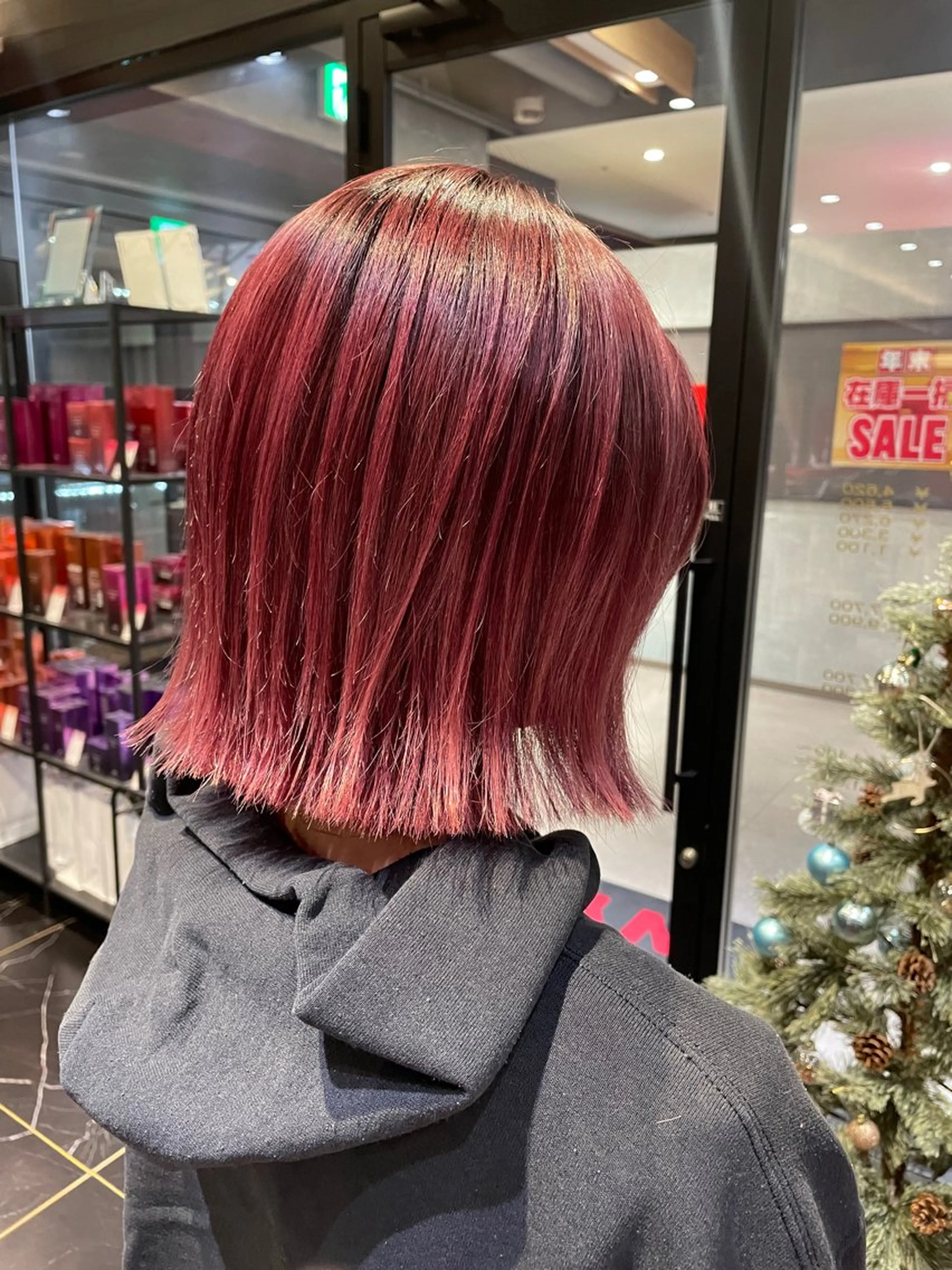 ショート カラー 森 亜紗美のヘアスタイル