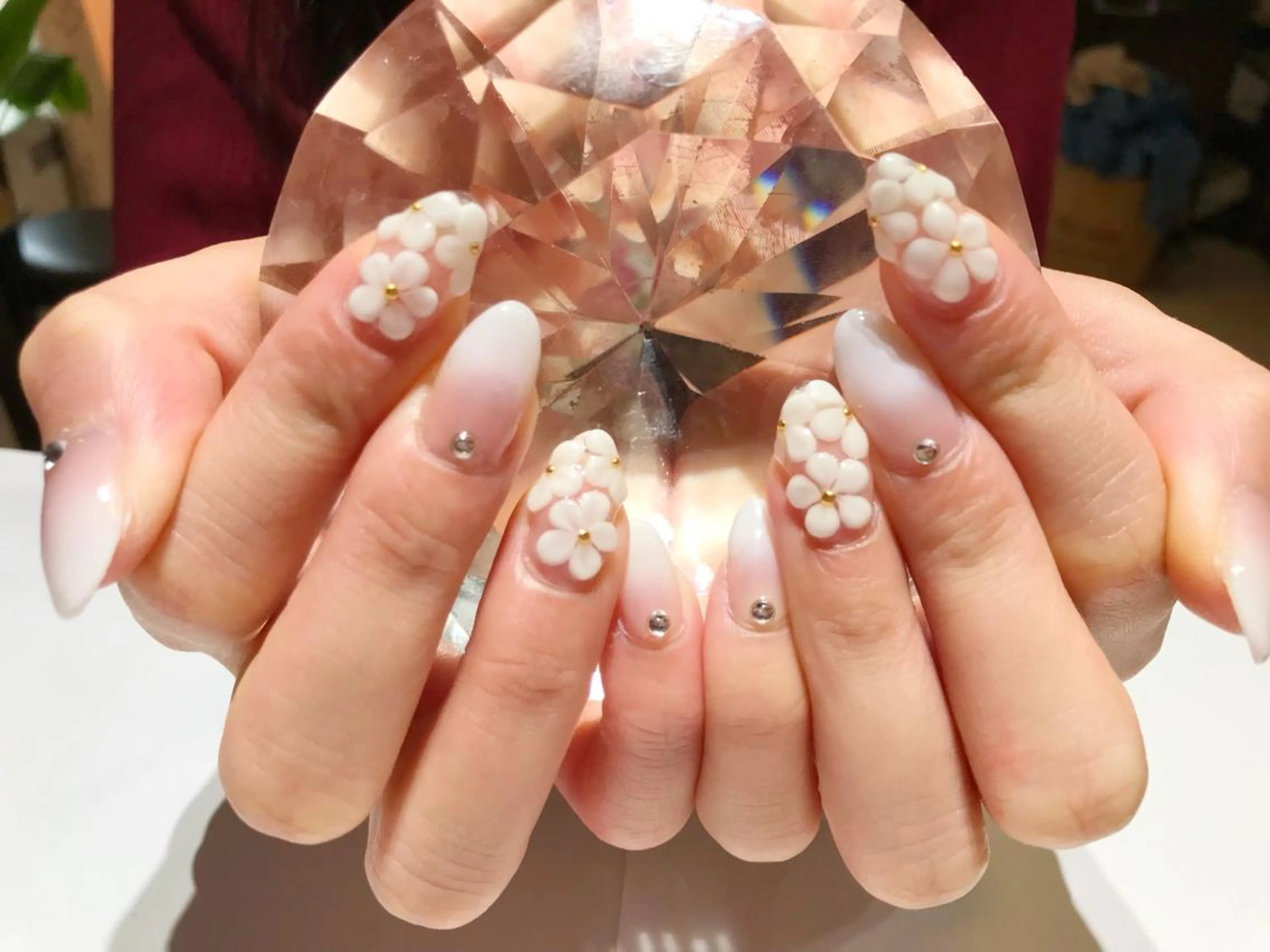 ネイル アートネイル 長さ出し ジェルネイル ストーンネイル ネイルチップ YUN 💅のネイルデザイン