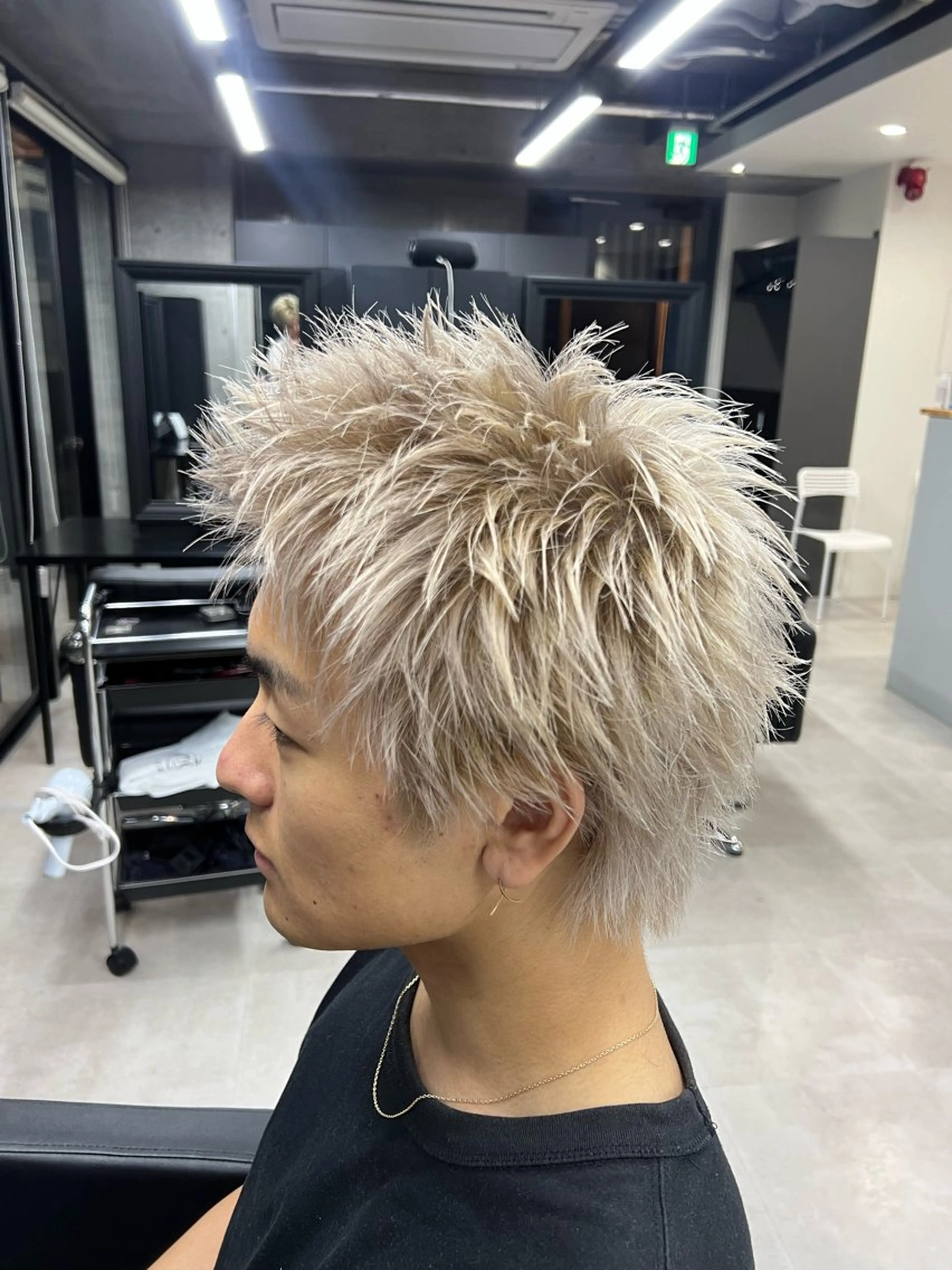 ショート カラー ベージュカラー ブロンド ブロンドベージュ ショートヘア ヘアカラー トリートメント ヘアセット 過去1を約束します /アシザワダイキのヘアスタイル