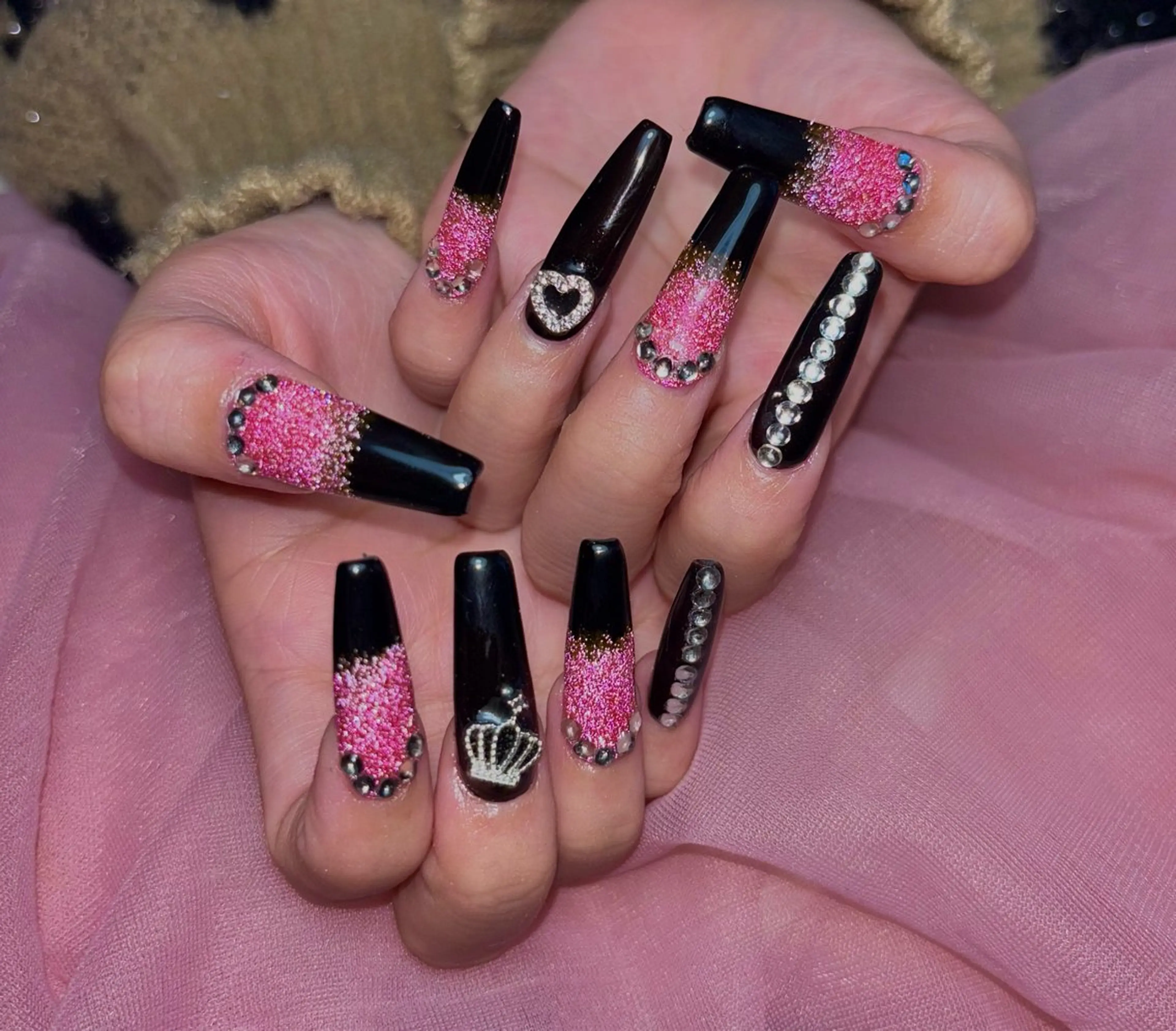 ネイル ハンドネイル 𝐁𝐞𝐥𝐥 𝐦𝐞のネイルデザイン