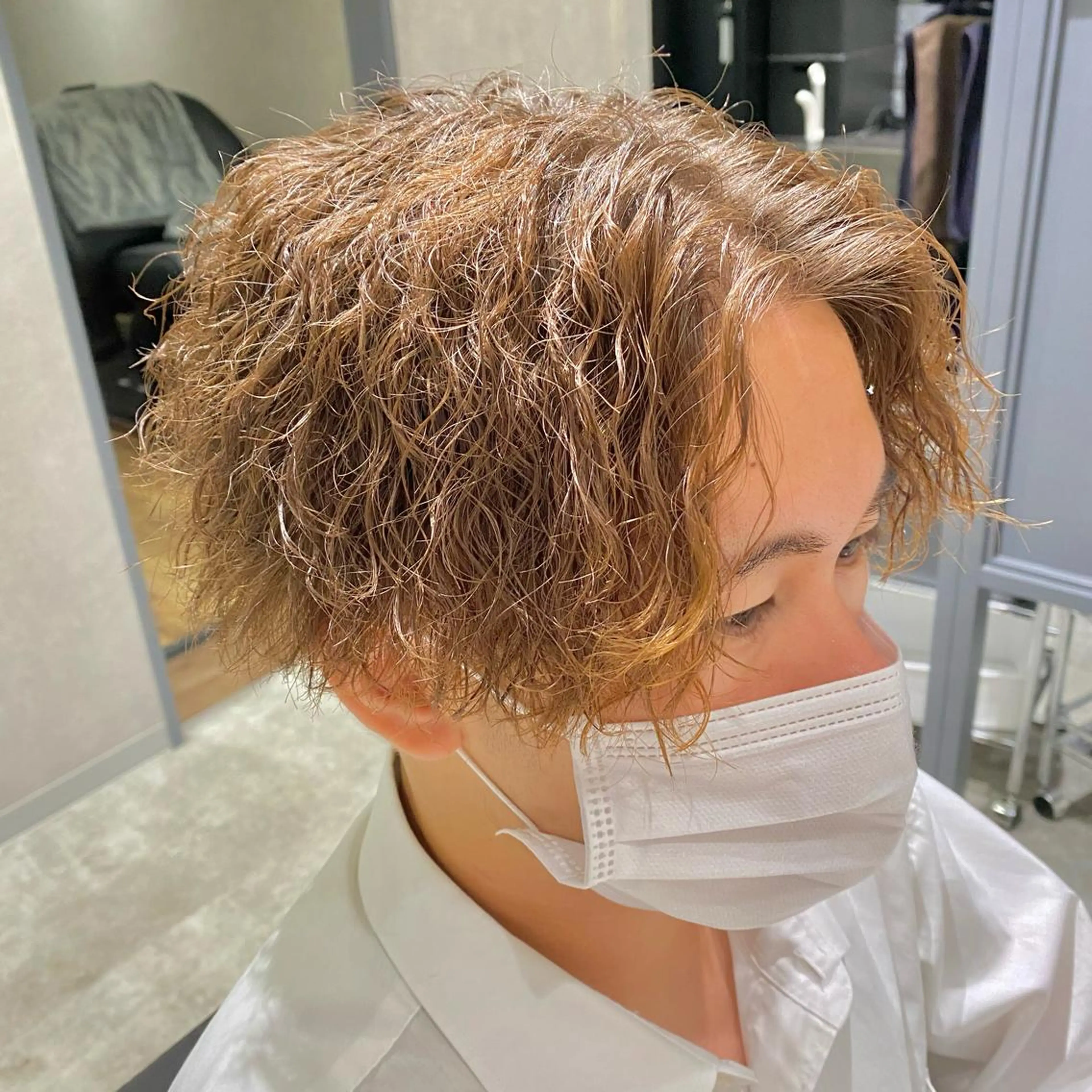 パーマ メンズ esu心斎橋所属・esu☀️勇美☀️ 髪質改善ストレートのヘアスタイル