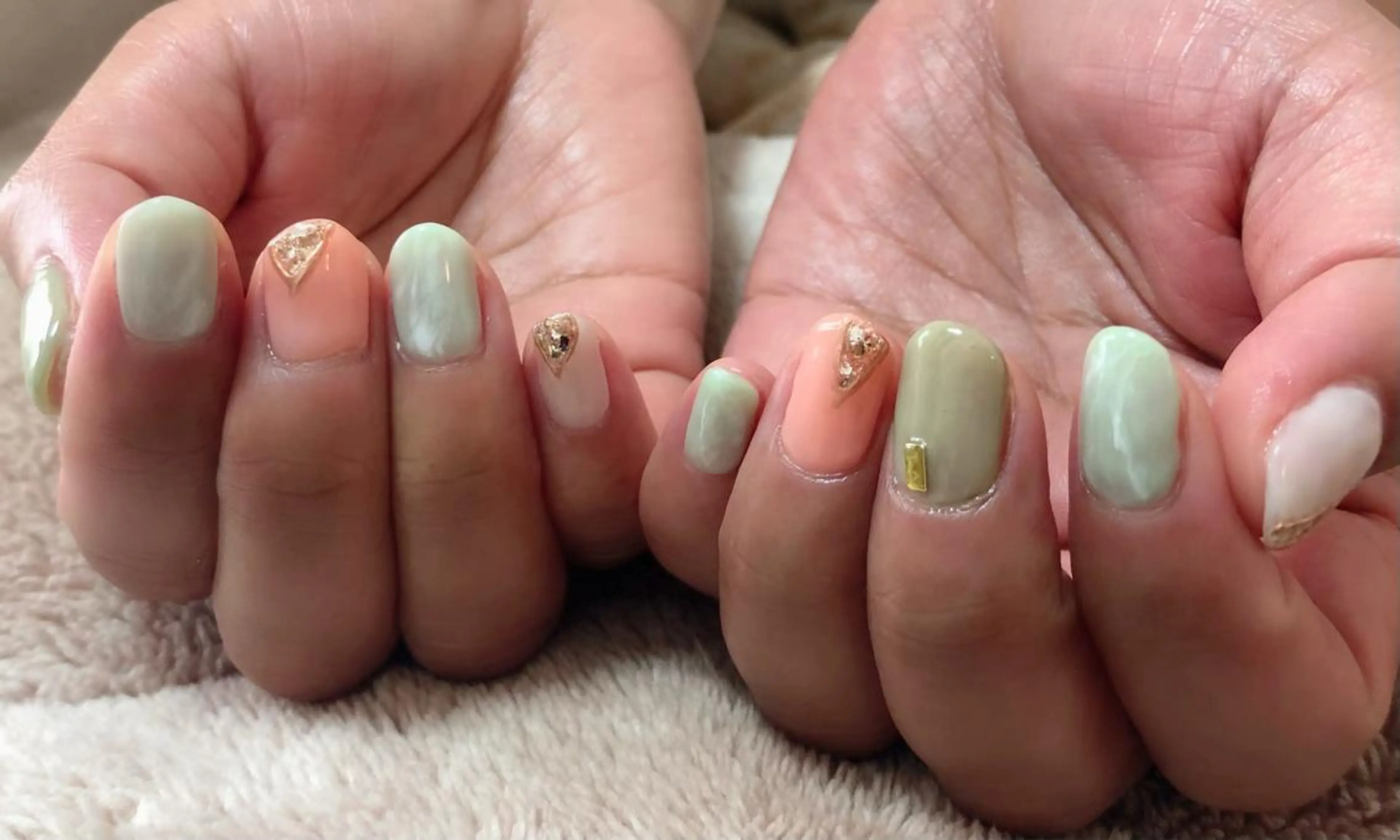 ネイル ハンドネイル t. yoshizawaのネイルデザイン