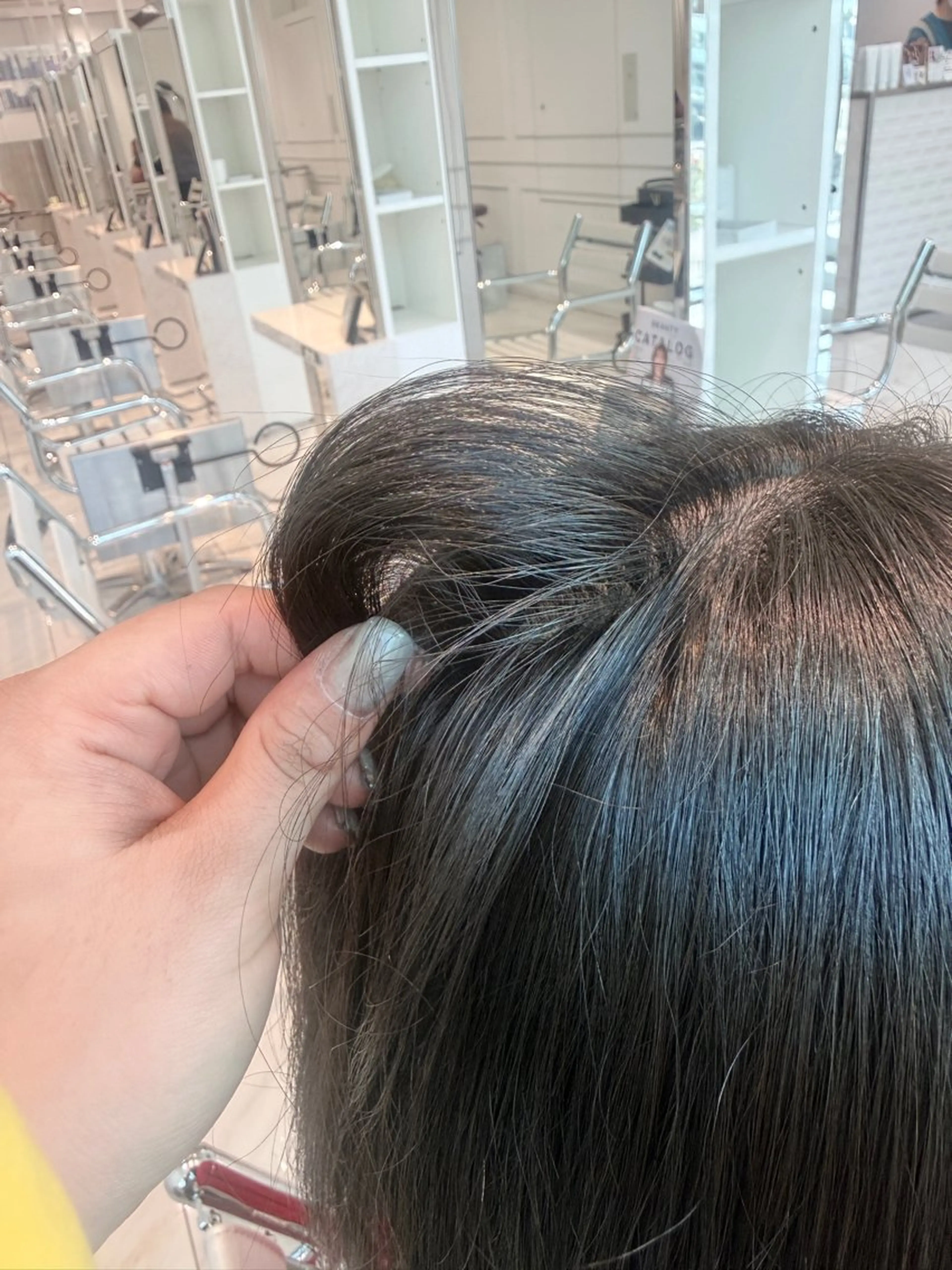 ロング カラー 幕内 梨乃亜のヘアスタイル