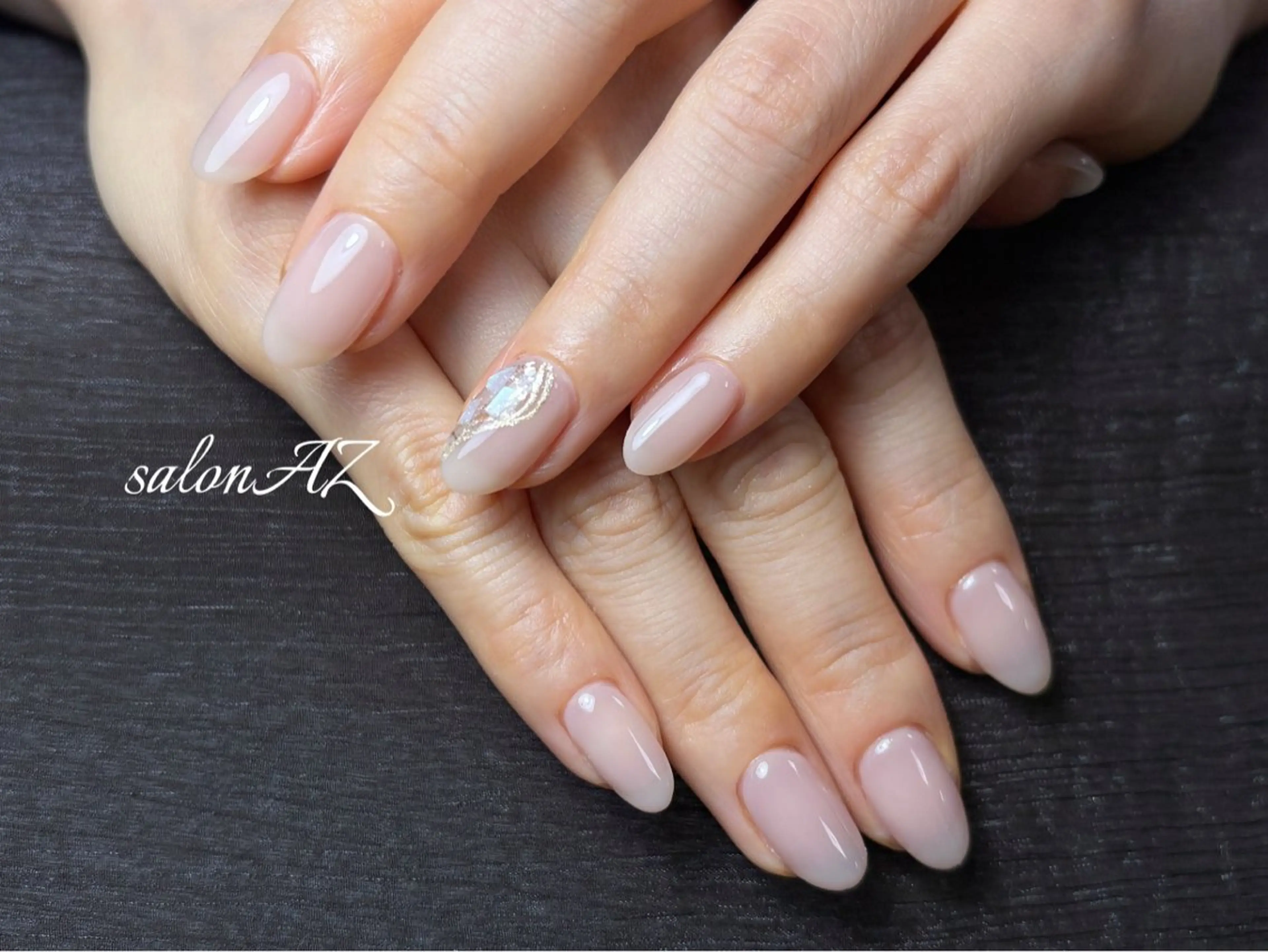 ネイル アートネイル 長さ出し フットネイル フレンチネイル ジェルネイル ハンドネイル salon AZのネイルデザイン