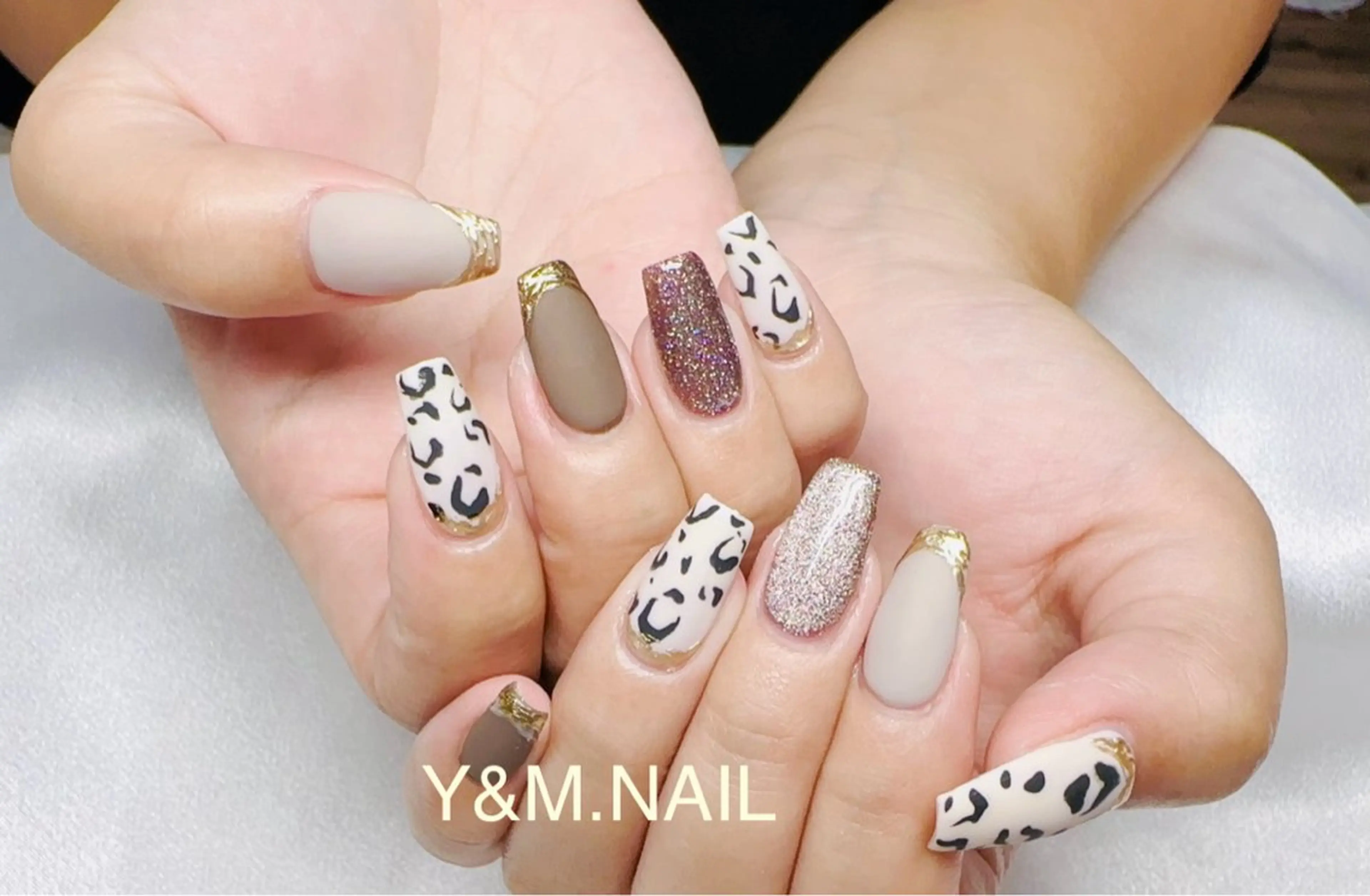 Ui_Amor (パラジェル)のネイルデザイン