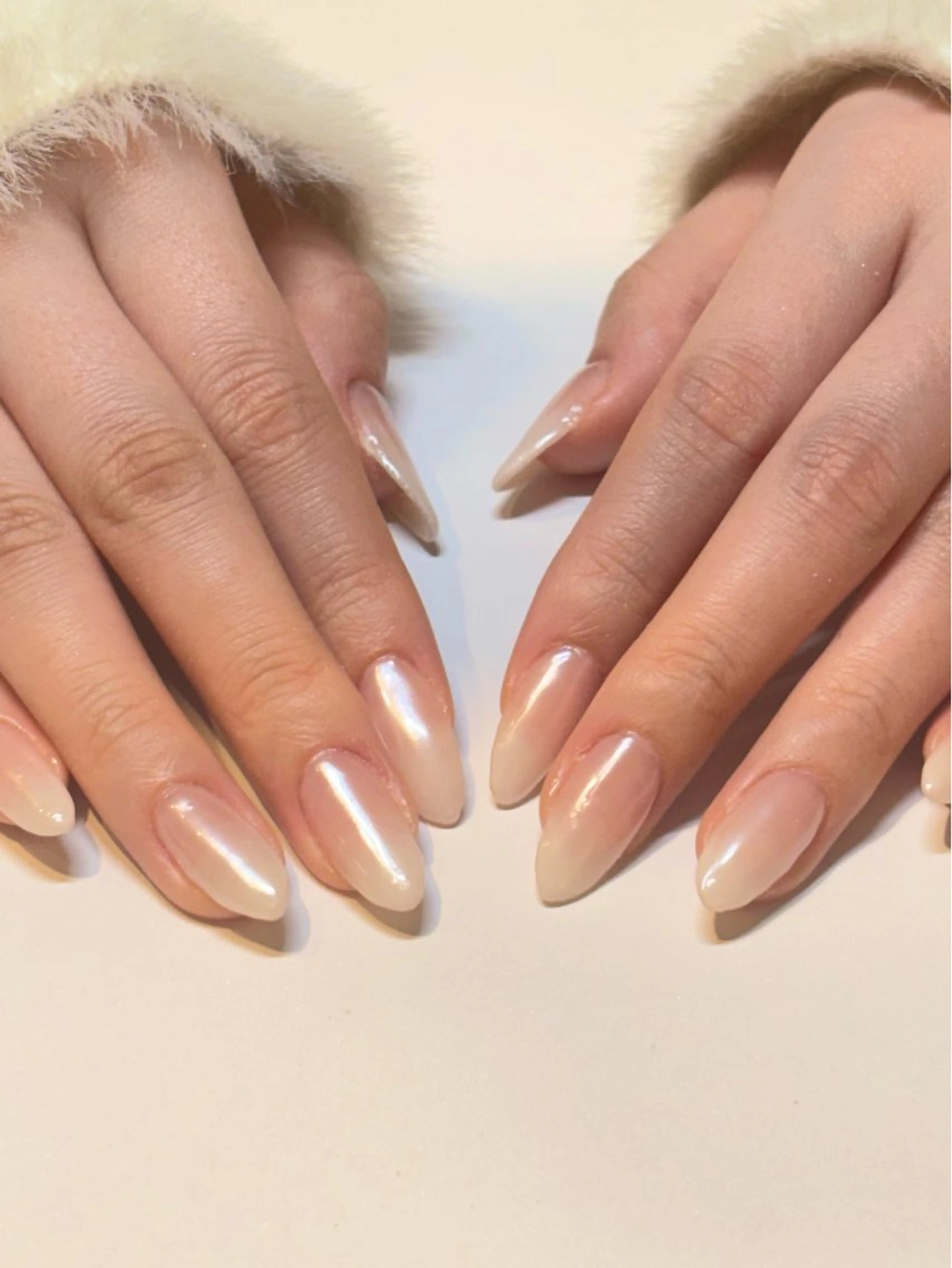 ネイル ミラーネイル miyu 🐰のネイルデザイン