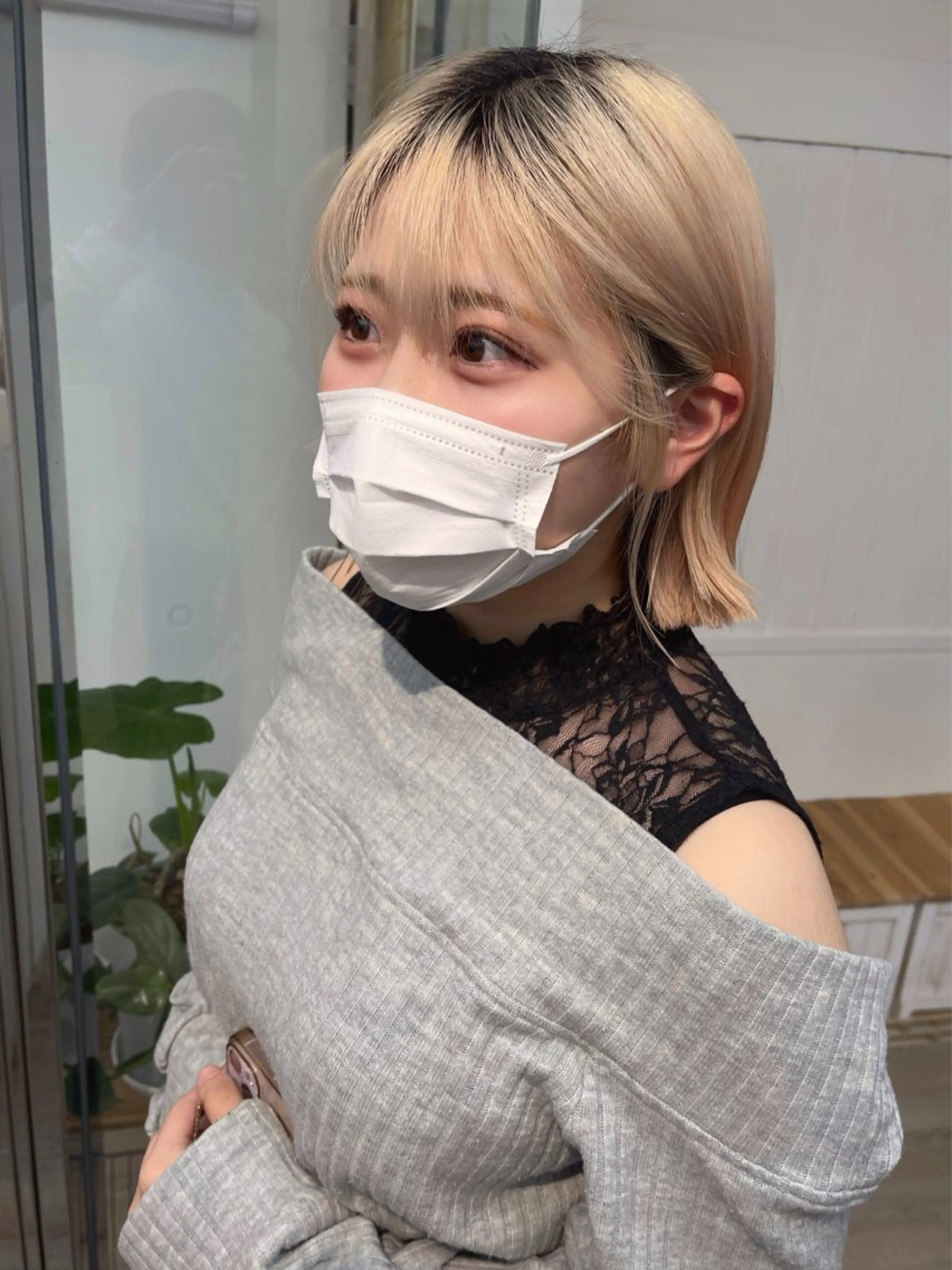 ショート カラー パーマ ヘアアレンジ ハイトーンカラー ショートヘア トリートメント ®️レイヤー/透明感 カラー/星野六三四のヘアスタイル