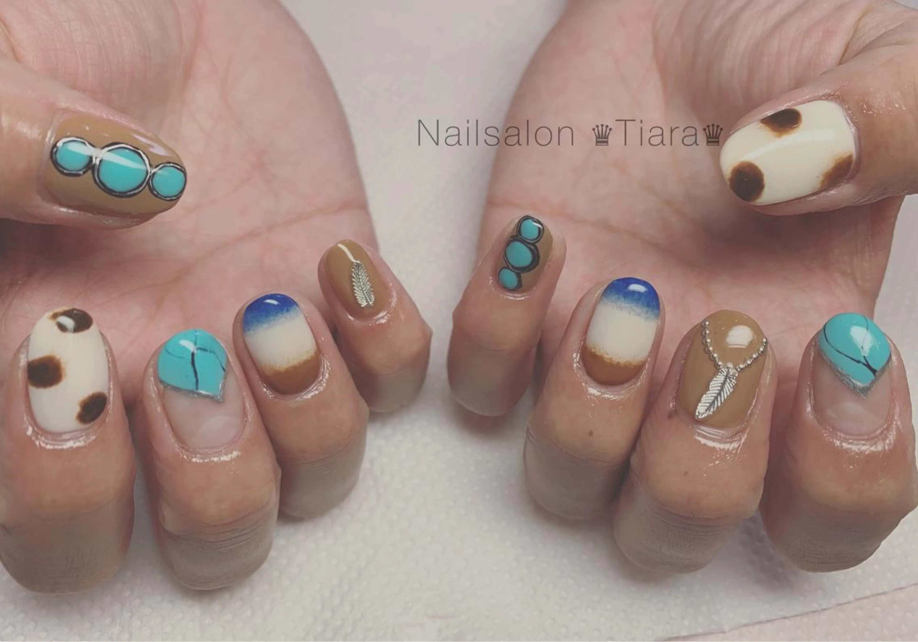 ネイル ハンドネイル Tiara♛ティアラ 山口くるみのネイルデザイン