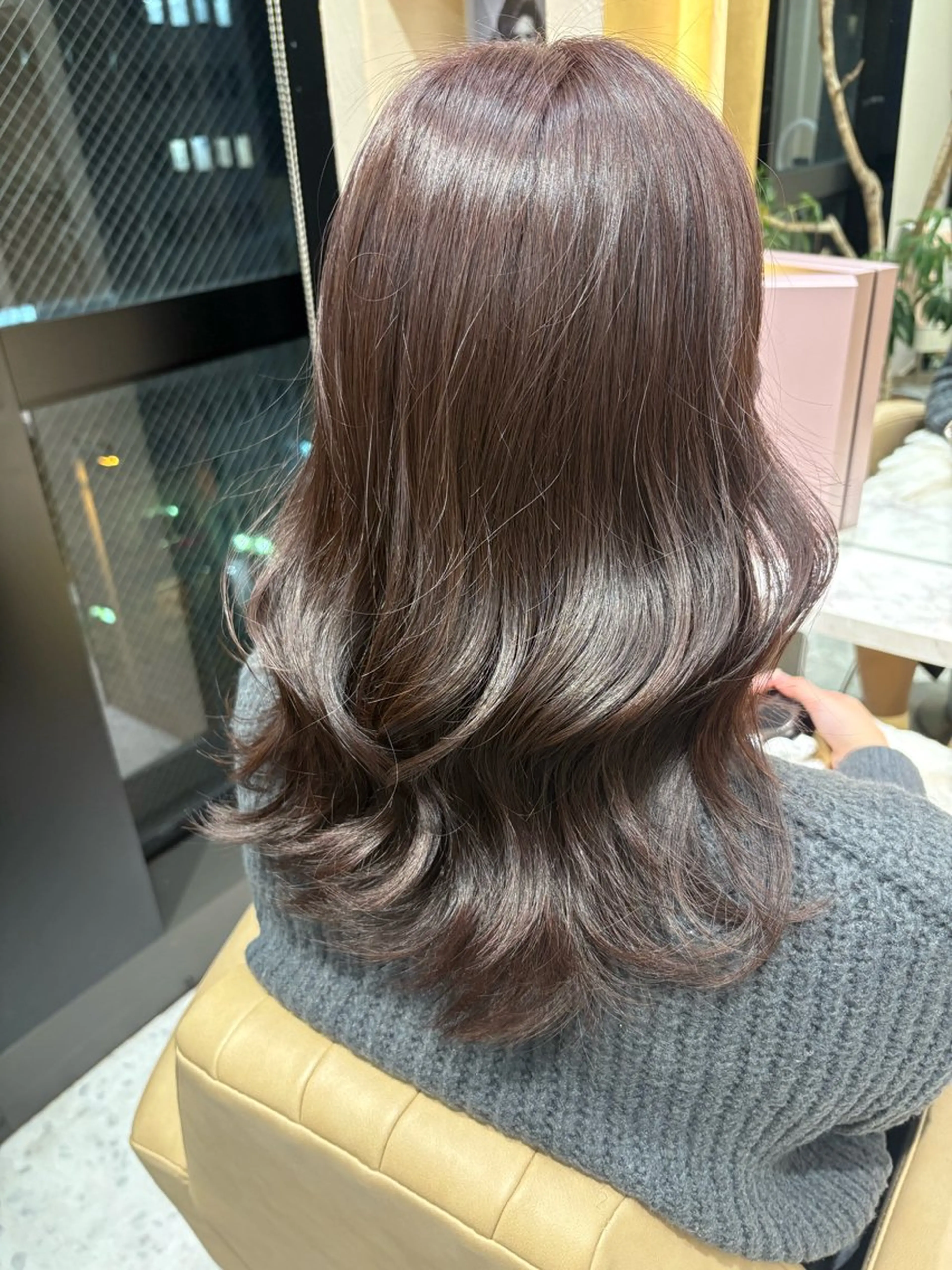 セミロング カット ヘアカラー Kanami/韓国風 /艶カラーのヘアスタイル