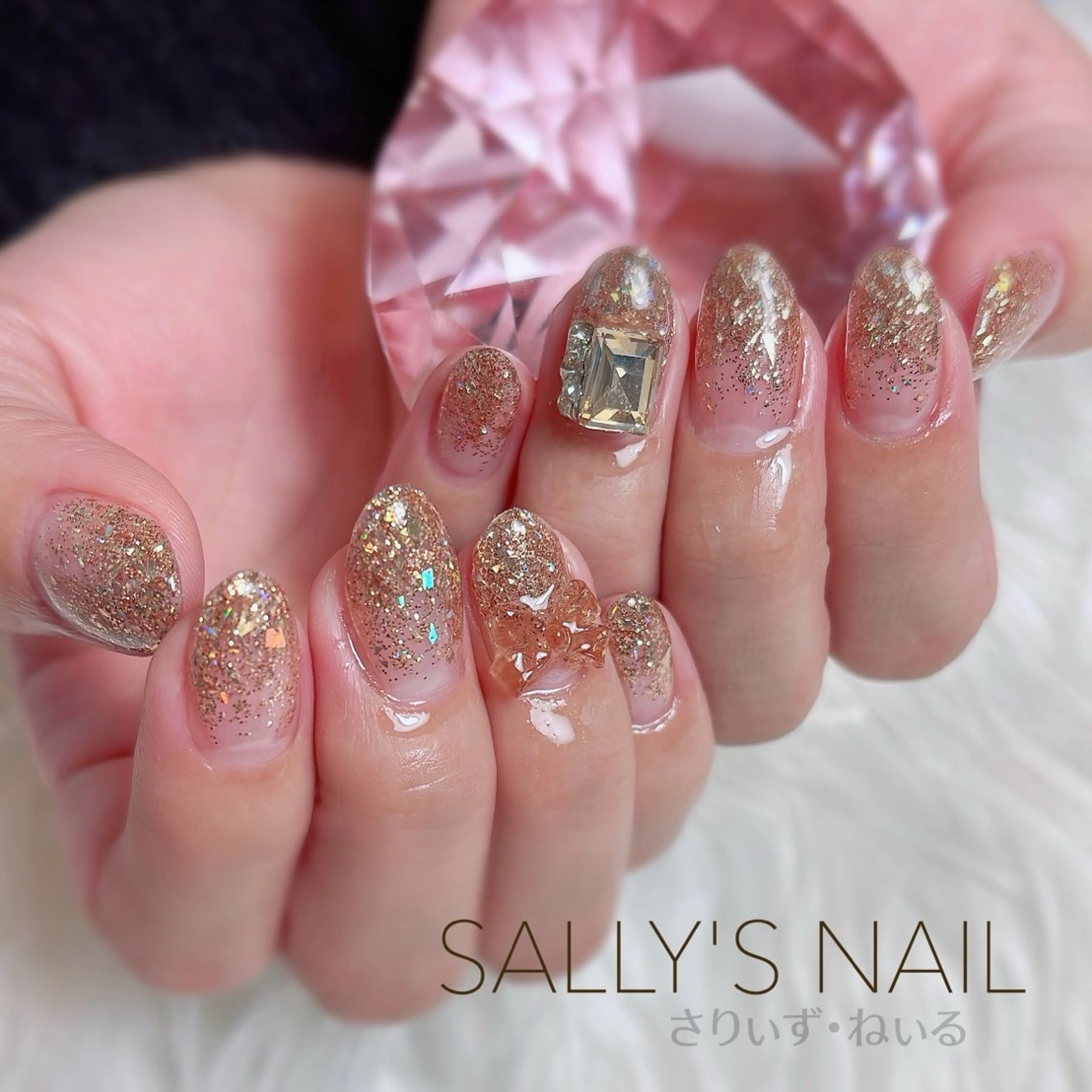 ネイル クリアネイル ジェルネイル ラメ(グリッター) ロングネイル ミディアムネイル 野村 リサのネイルデザイン