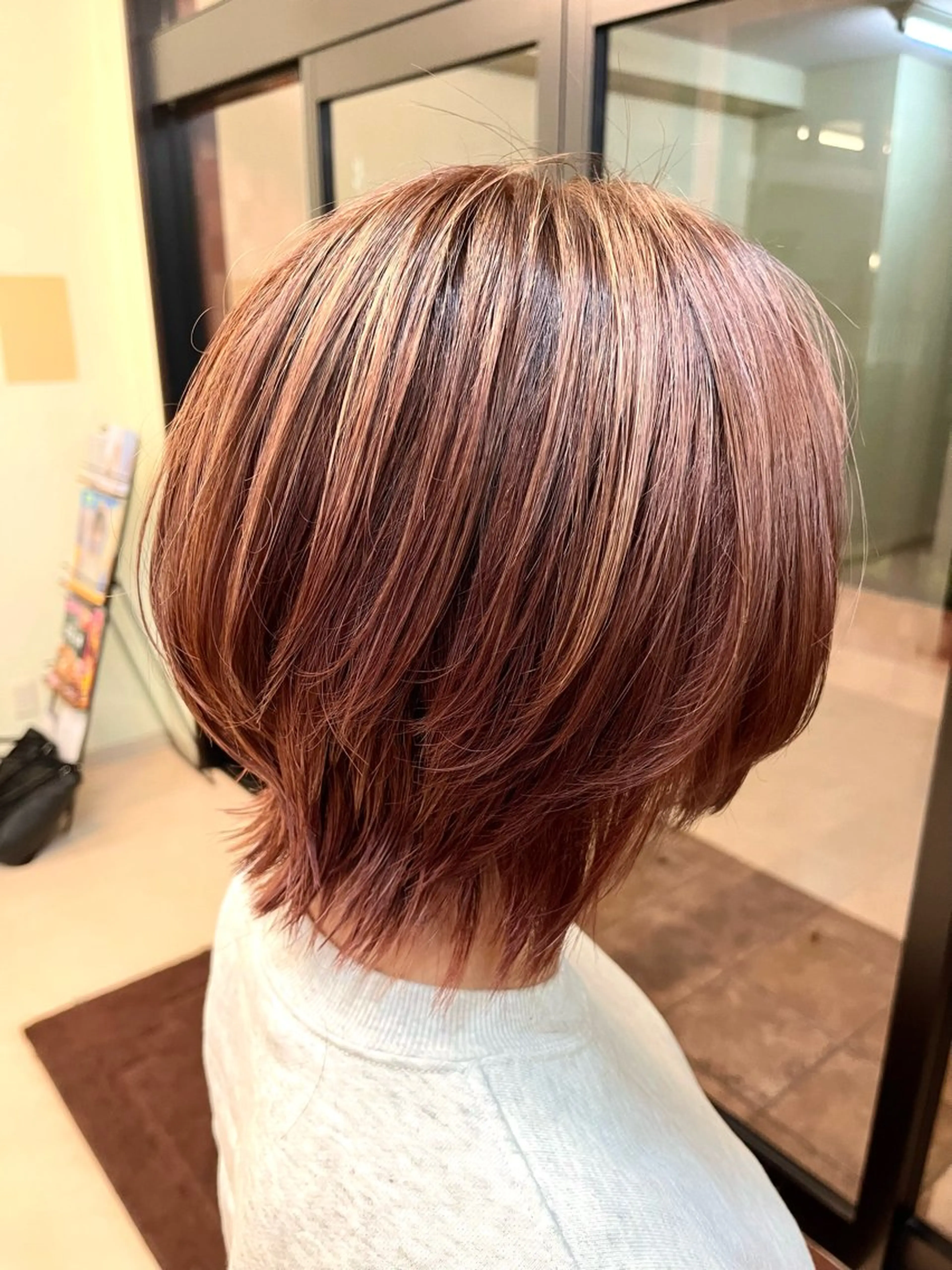 ショート カラー ブリーチ ブラウンカラー ピンクカラー ピンクブラウン カット ヘアカラー BALANCE.／ 樋口智士のヘアスタイル