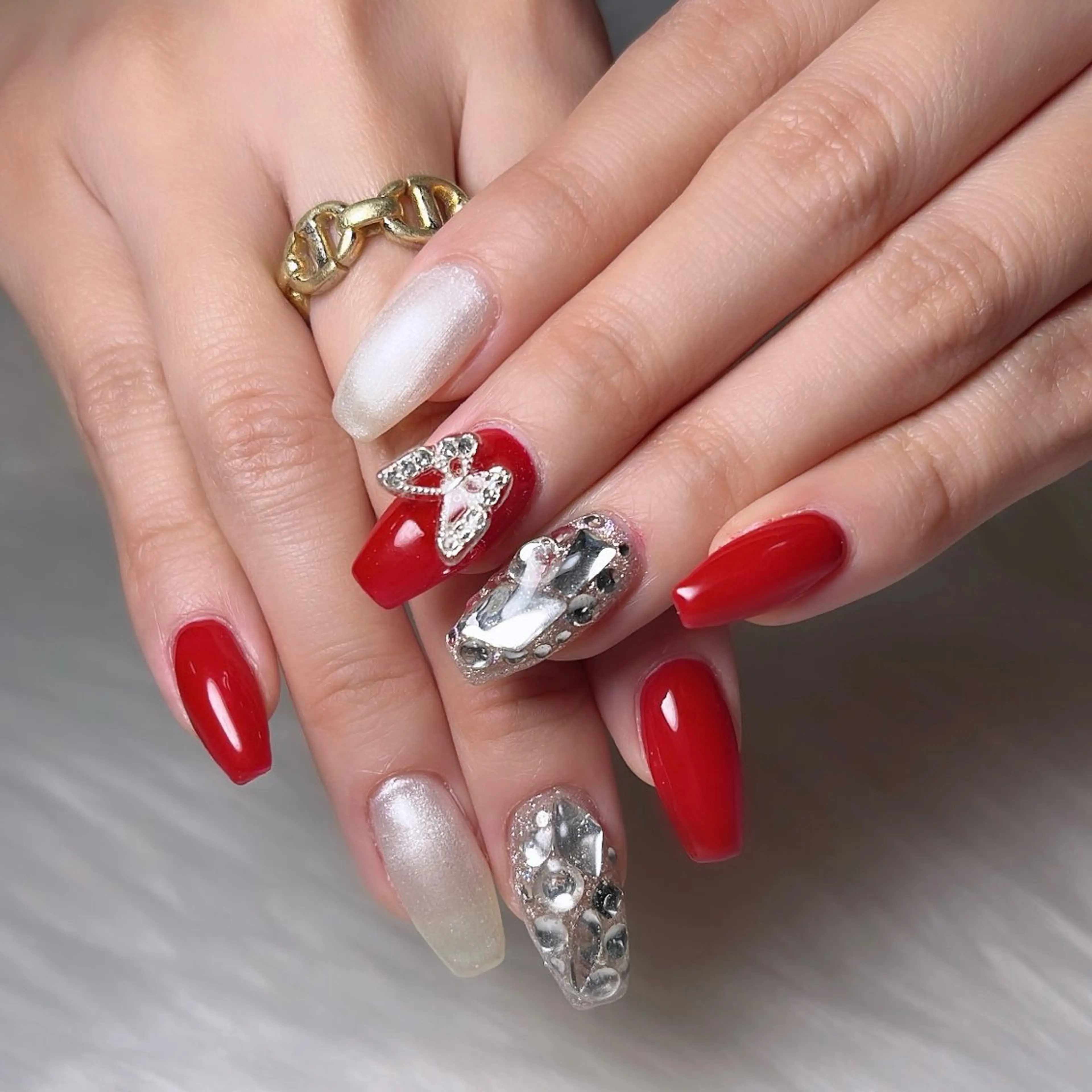 ネイル 韓国ネイル ラメ(グリッター) 持ち込み ハンドネイル 🐕‍🦺Yappy 💗A-tanのネイルデザイン