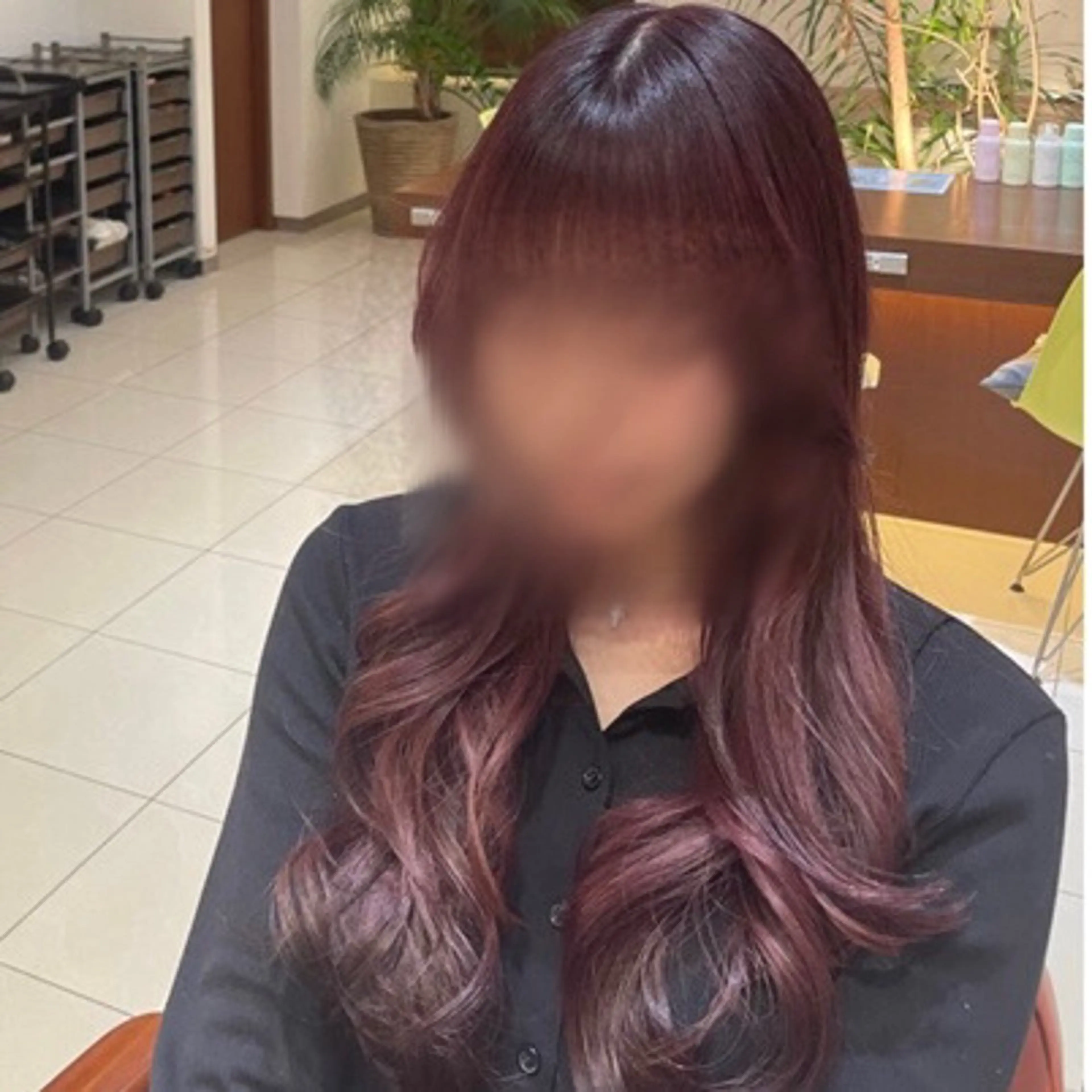 ロング カラー ハイライトカラー ハイライト トリートメント WACHI AYATOのヘアスタイル