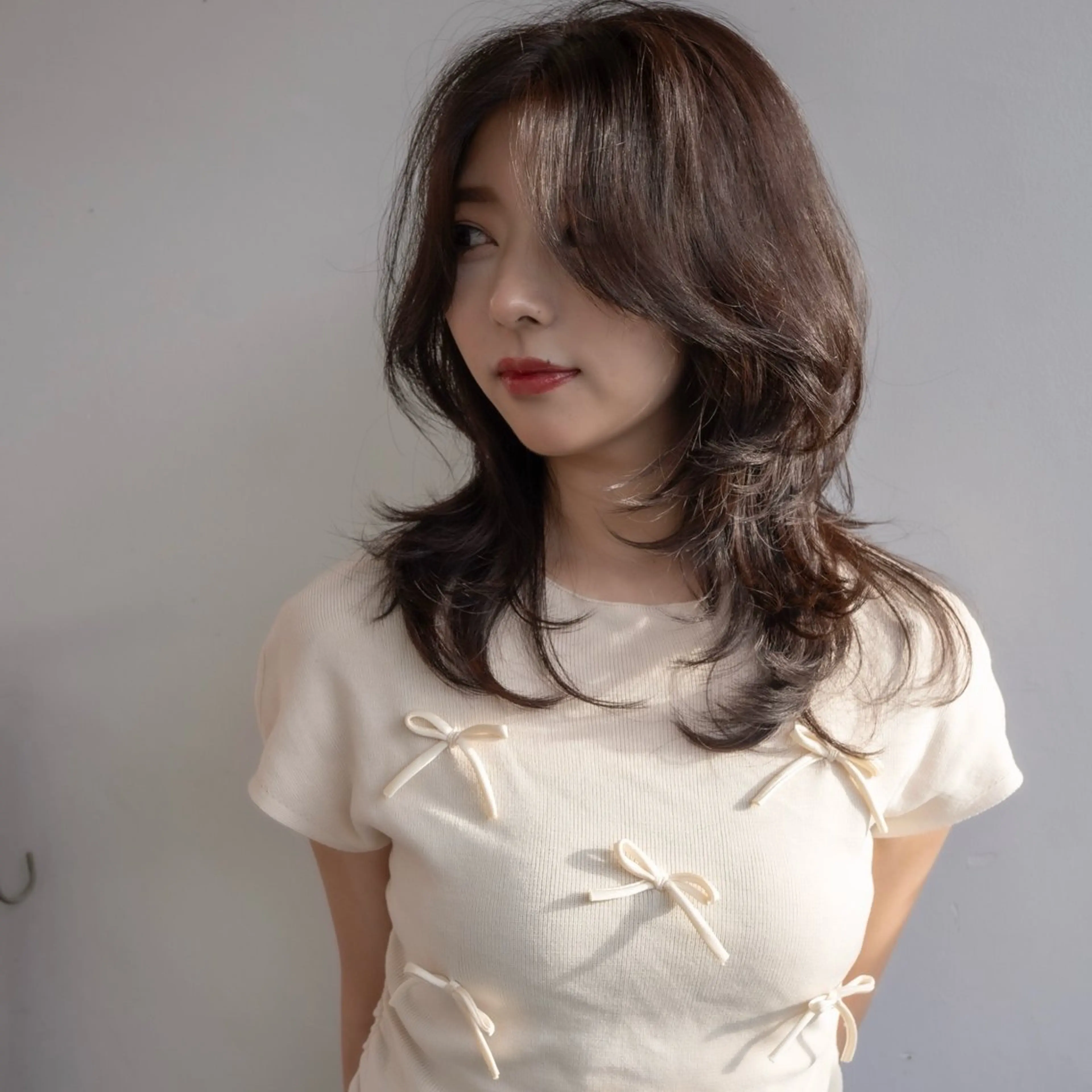 セミロング カラー ショート/レイヤー なら石井知希のヘアスタイル