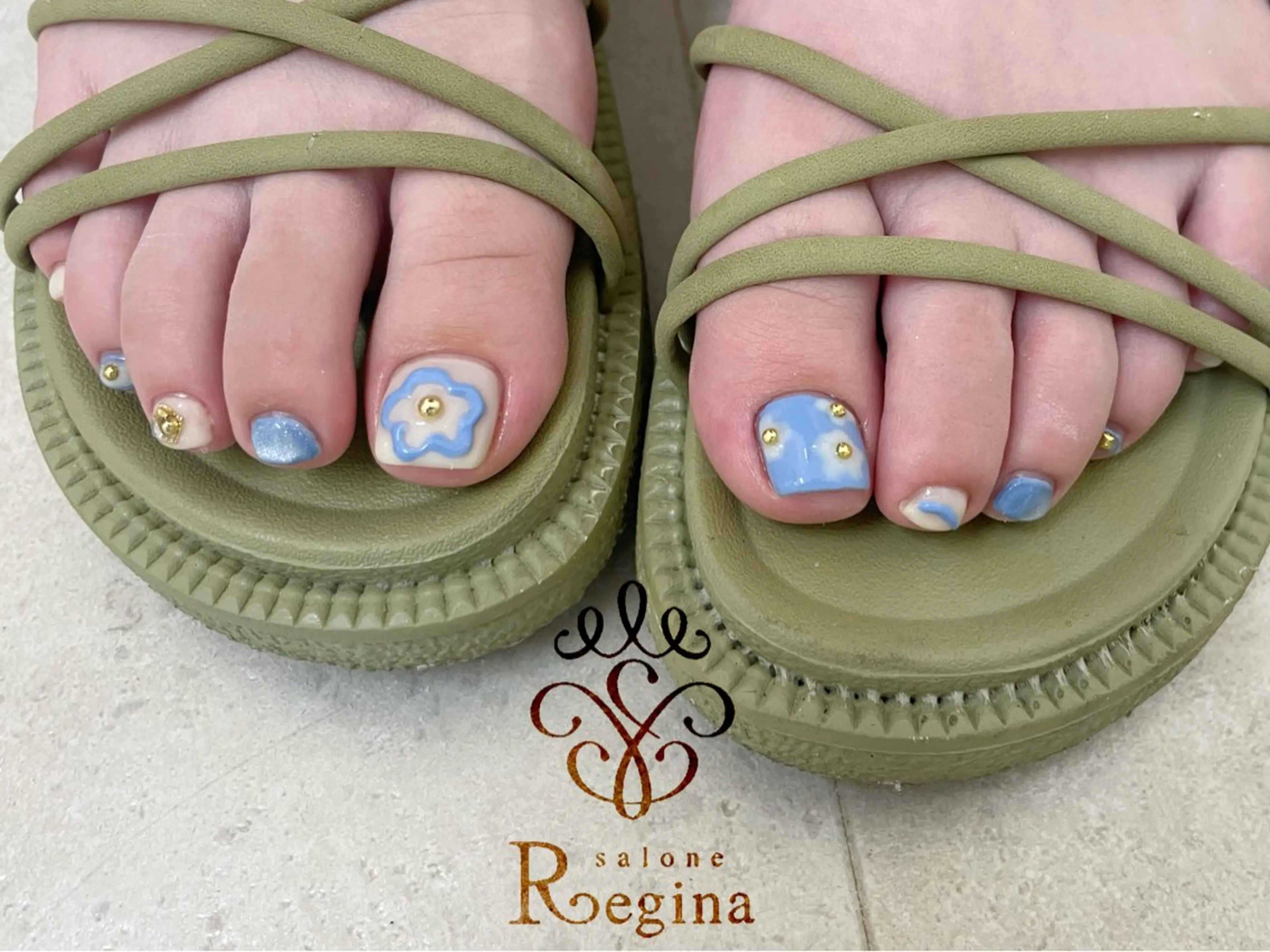 ネイル AYA Reginaのネイルデザイン