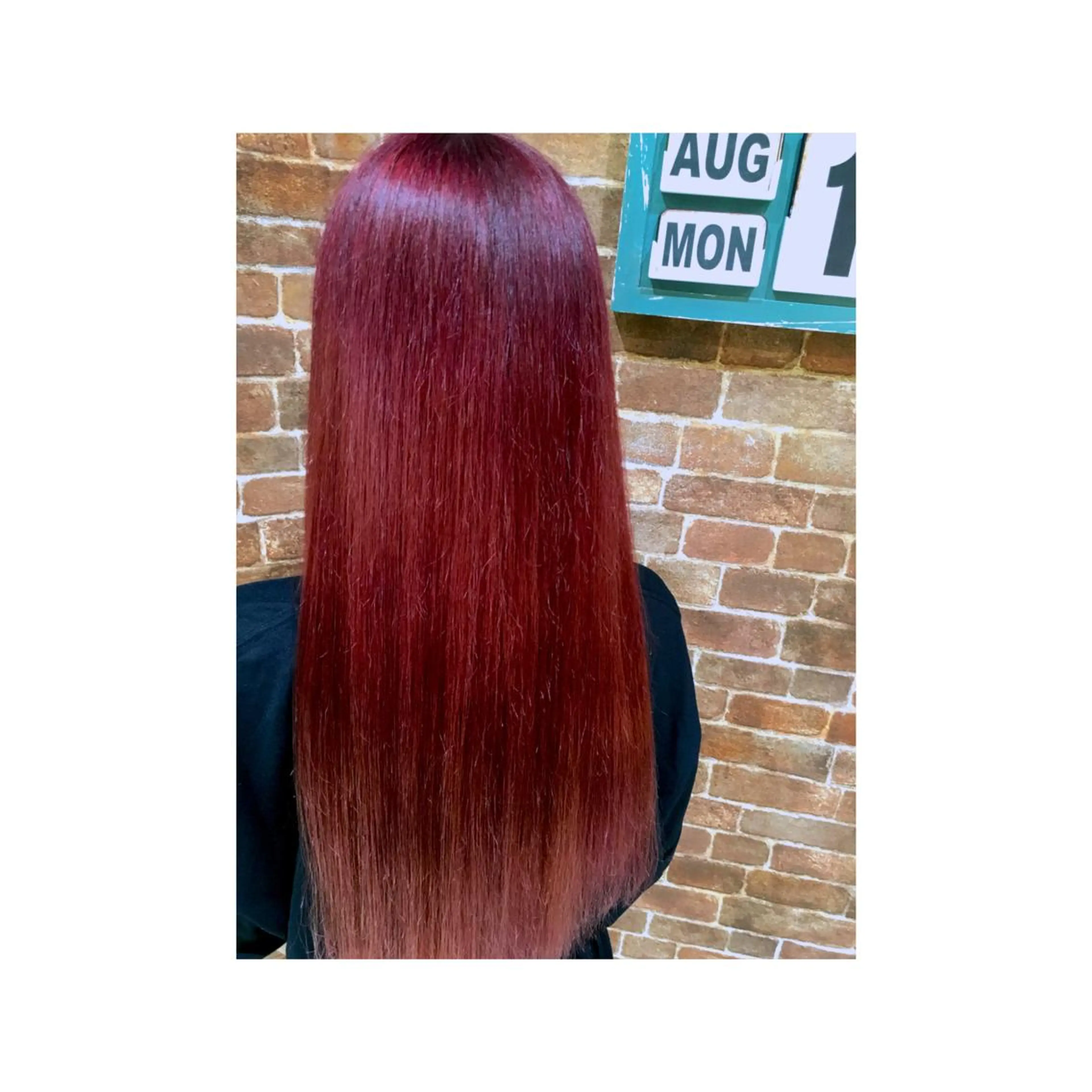 ロング カラー ブリーチ グラデーションカラー ピンクカラー レッドカラー バイオレットカラー SAKURA 原宿所属・なかの たくみのヘアスタイル