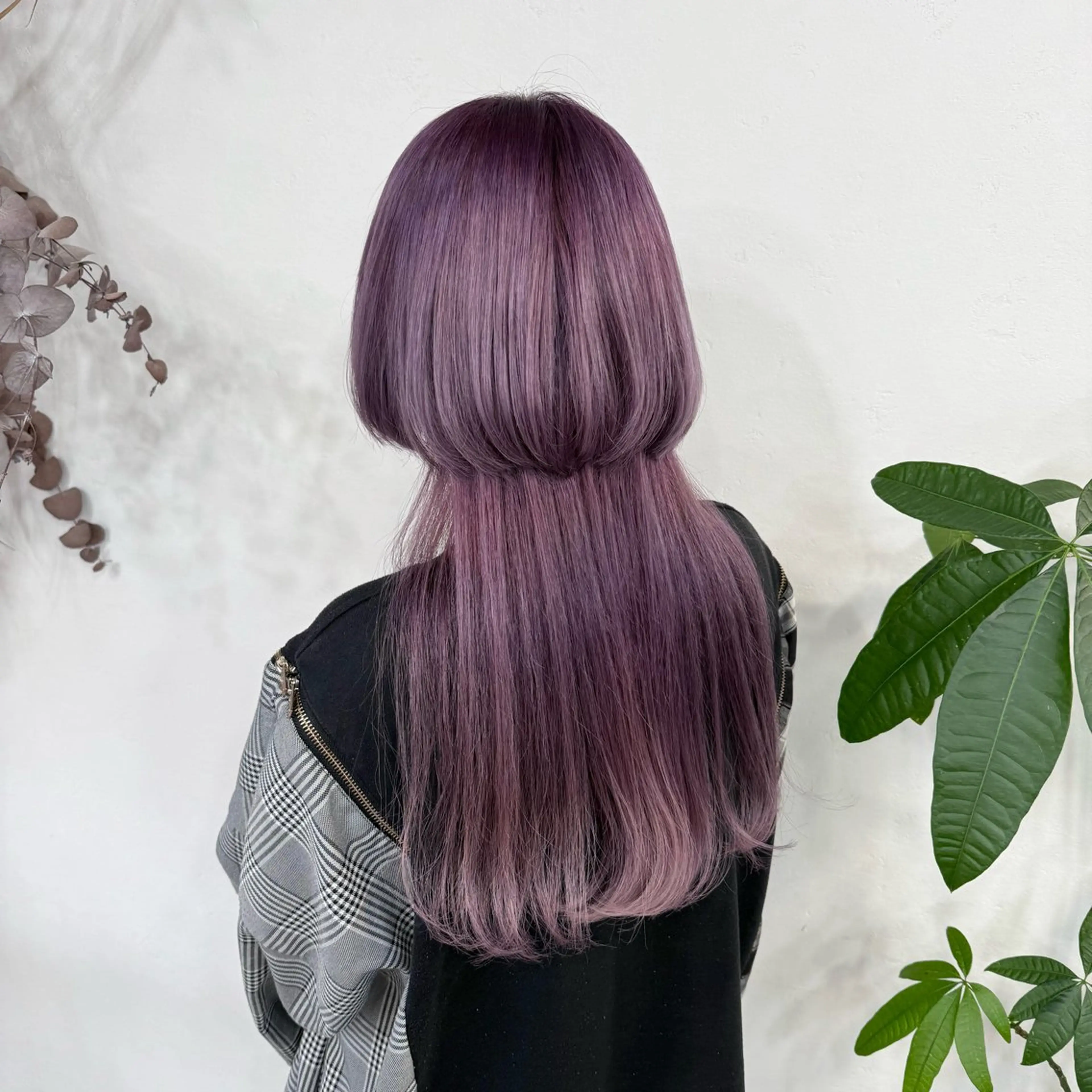 ロング ヘアカラー ピンク・ラベンダー 艶カラー🍁かえでのヘアスタイル