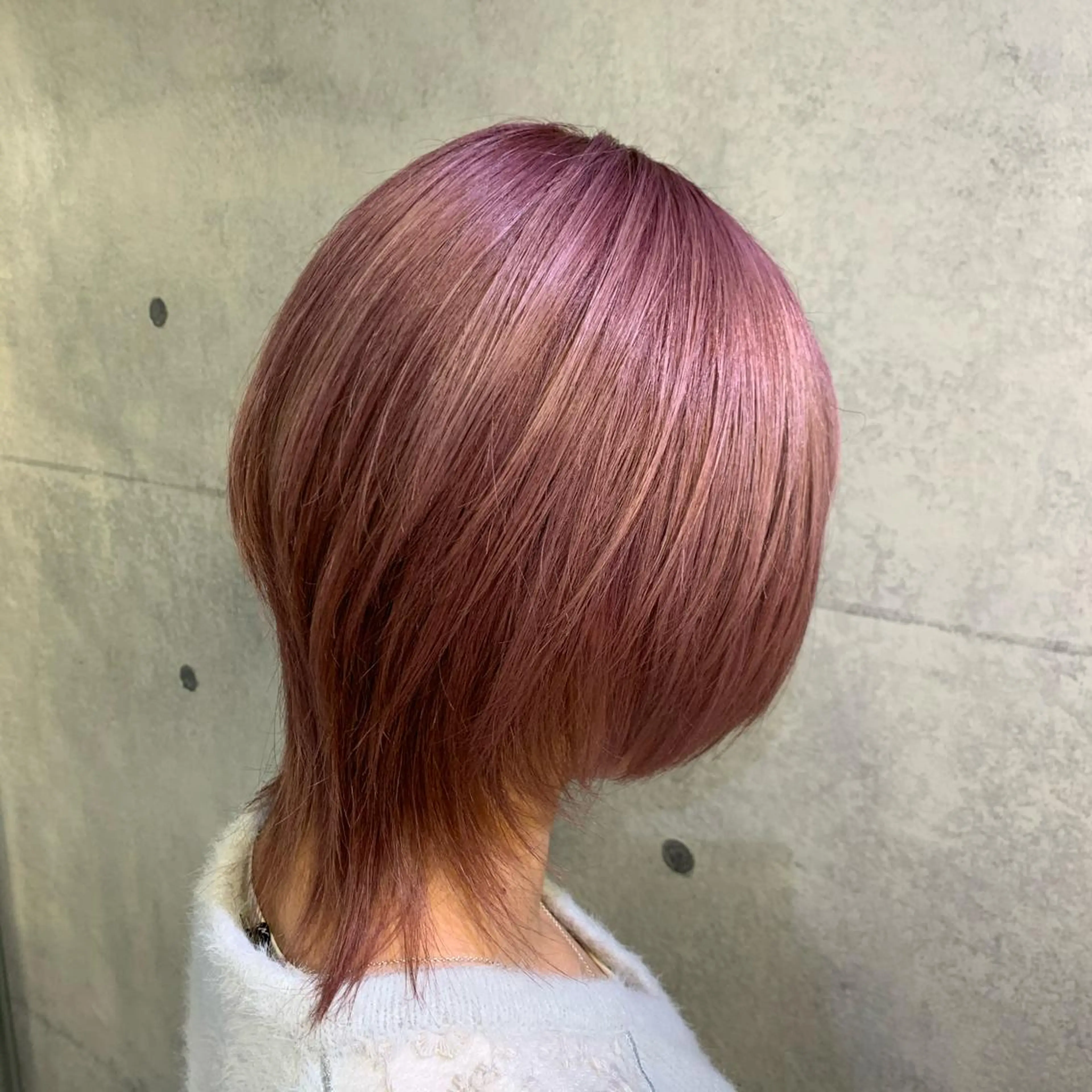 ショート カラー ヘアカラー 及川シゲル 髪質改善講師のヘアスタイル