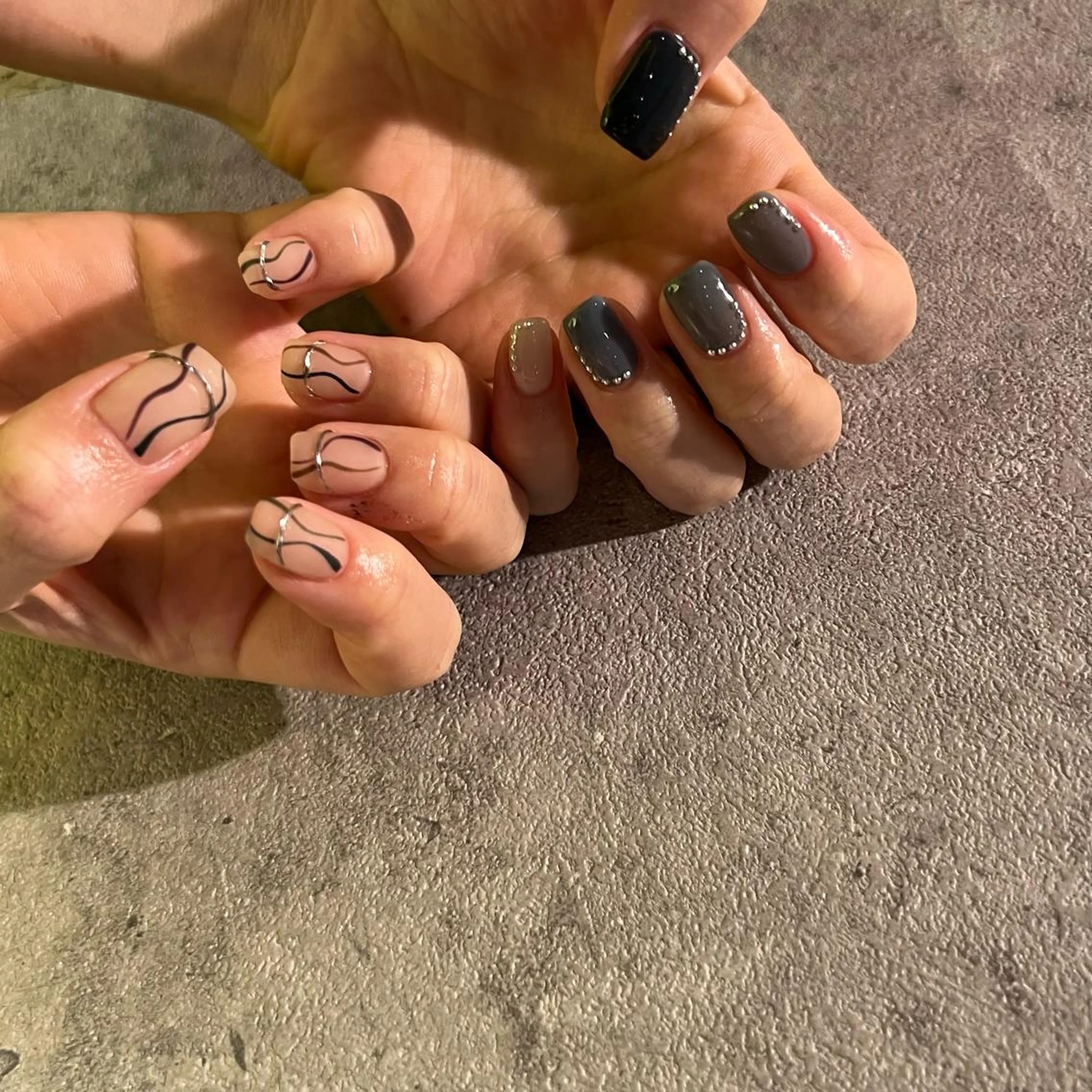 ネイル シンプルネイル ハンドネイル 𝐫𝐚𝐢 𝐧𝐚𝐢𝐥のネイルデザイン