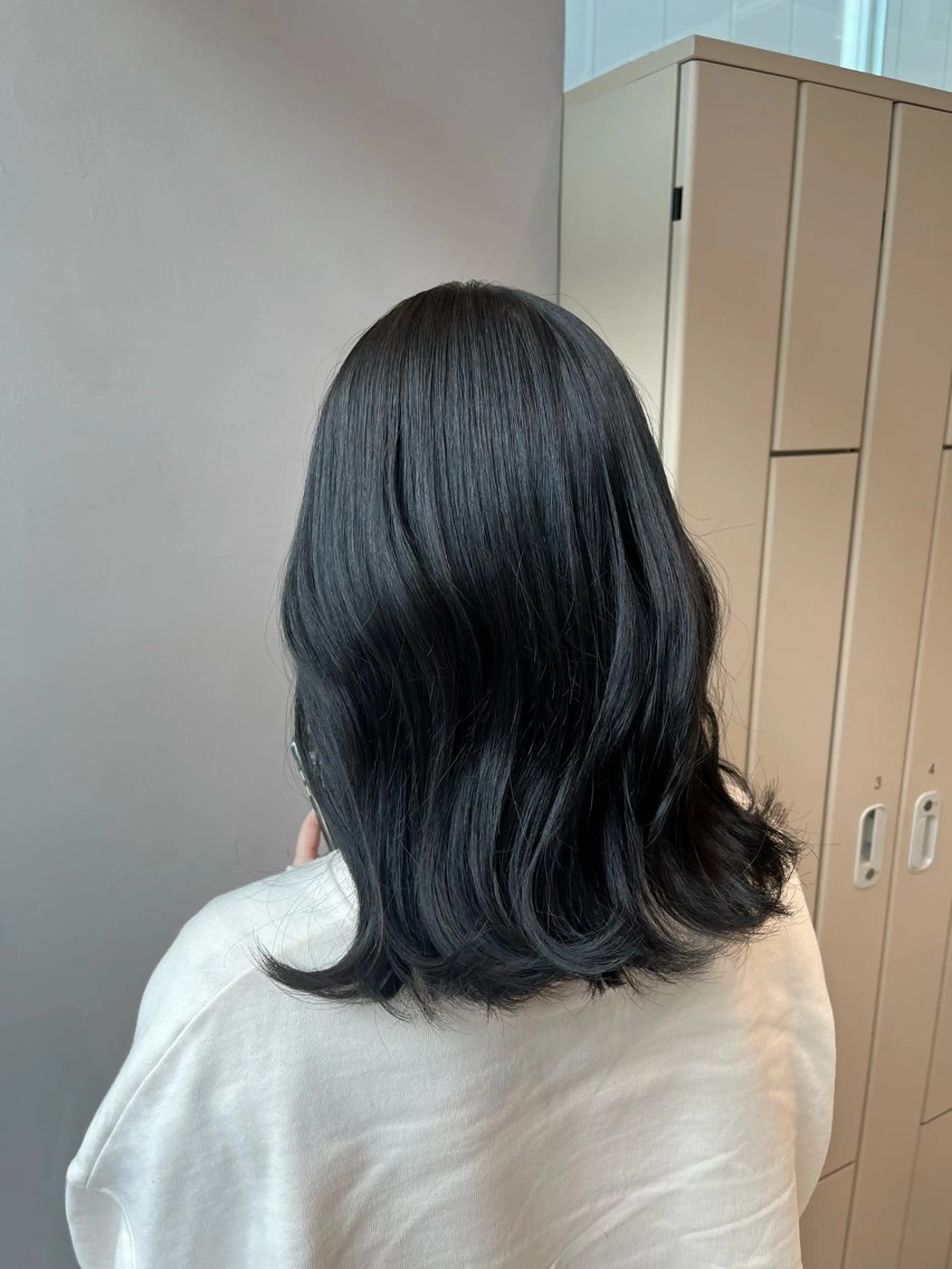 セミロング ヘアカラー manami/ レイヤー/小顔カットのヘアスタイル