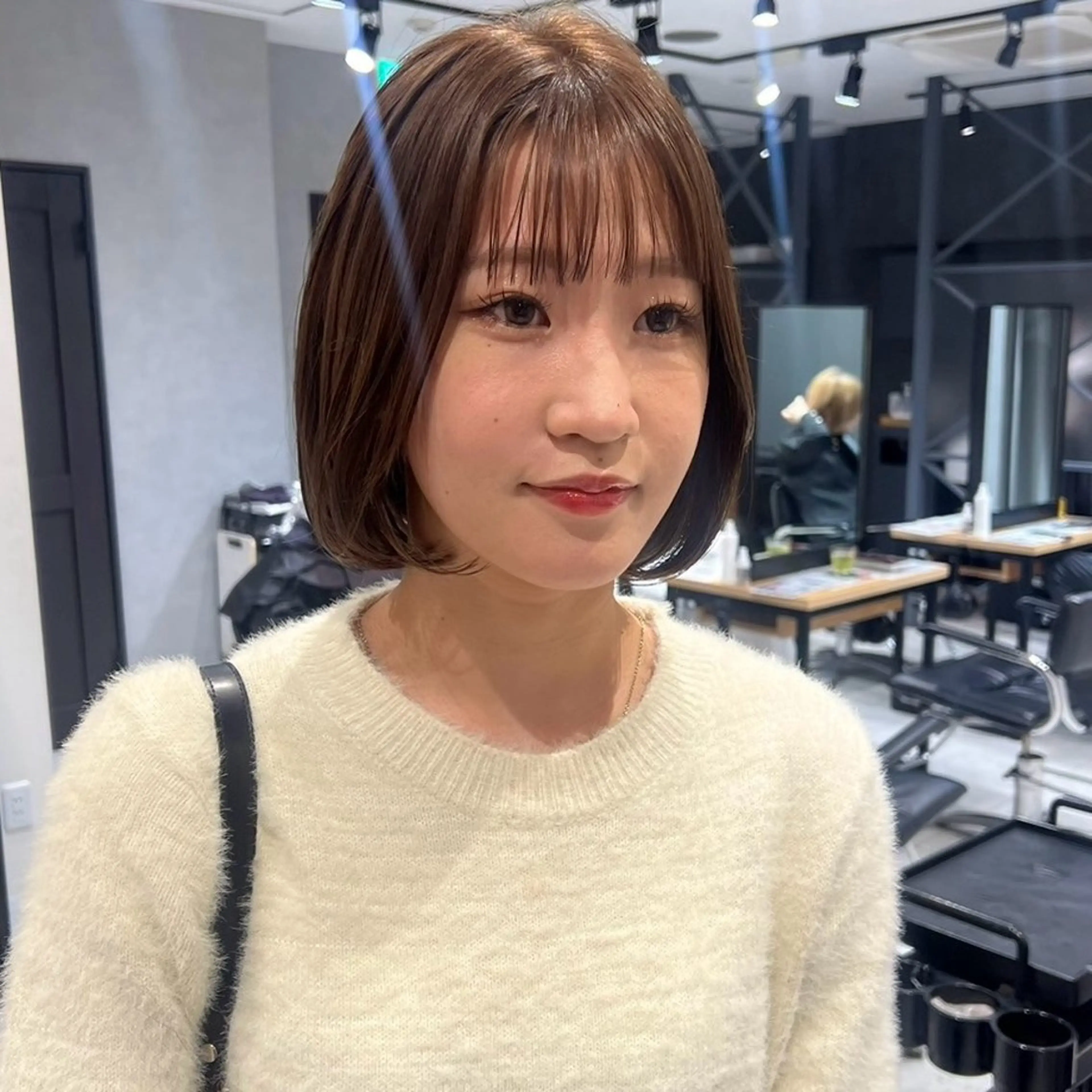 ショート カラー ブリーチ ブラウンカラー チョコレートブラウン ブリーチなしカラー 赤み除去特化⭐️ Kosukeのヘアスタイル