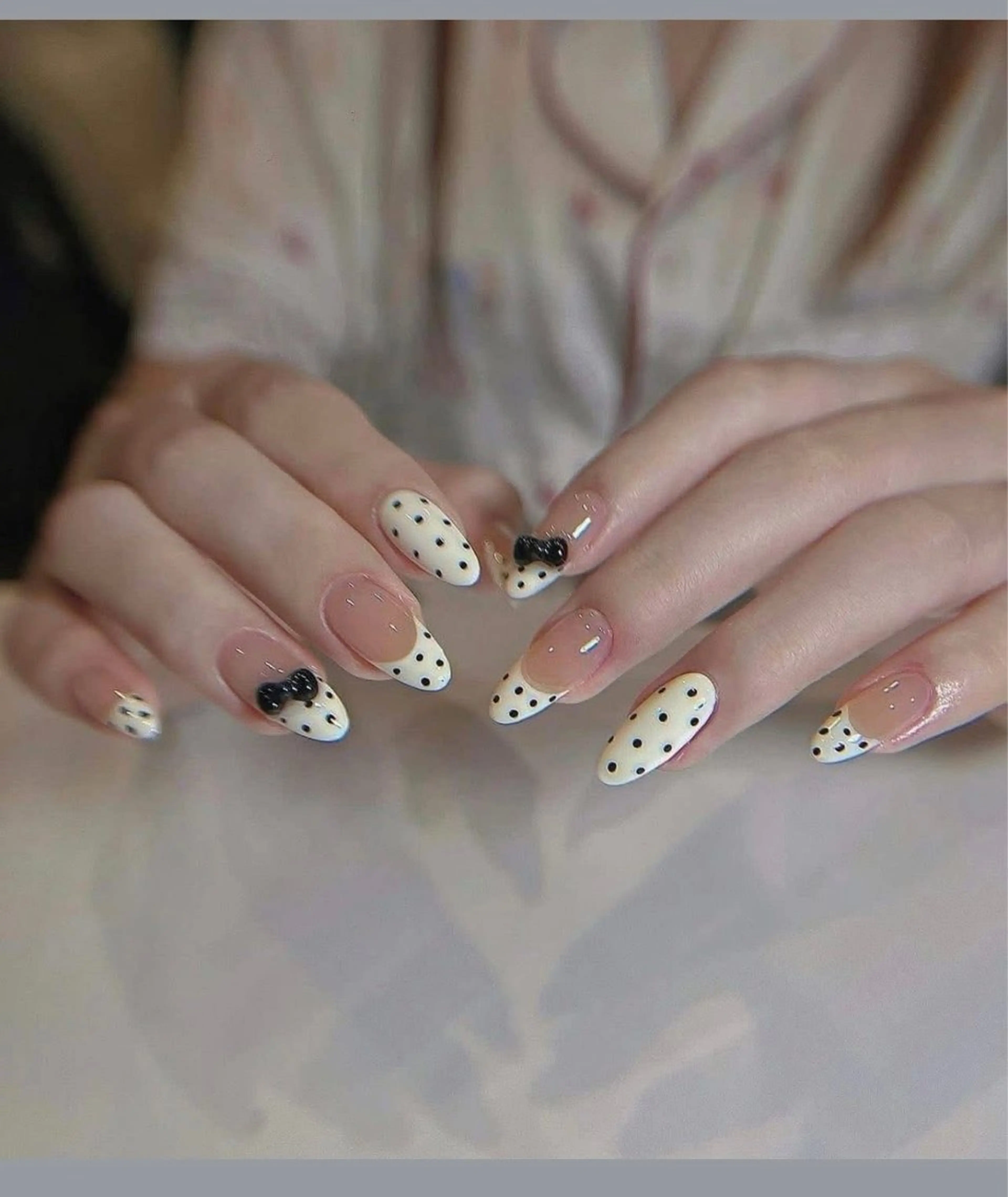 ネイル チークネイル フレンチネイル グラデーション 韓国ネイル マグネットネイル ハンドネイル Kitty1689 Kittyのネイルデザイン