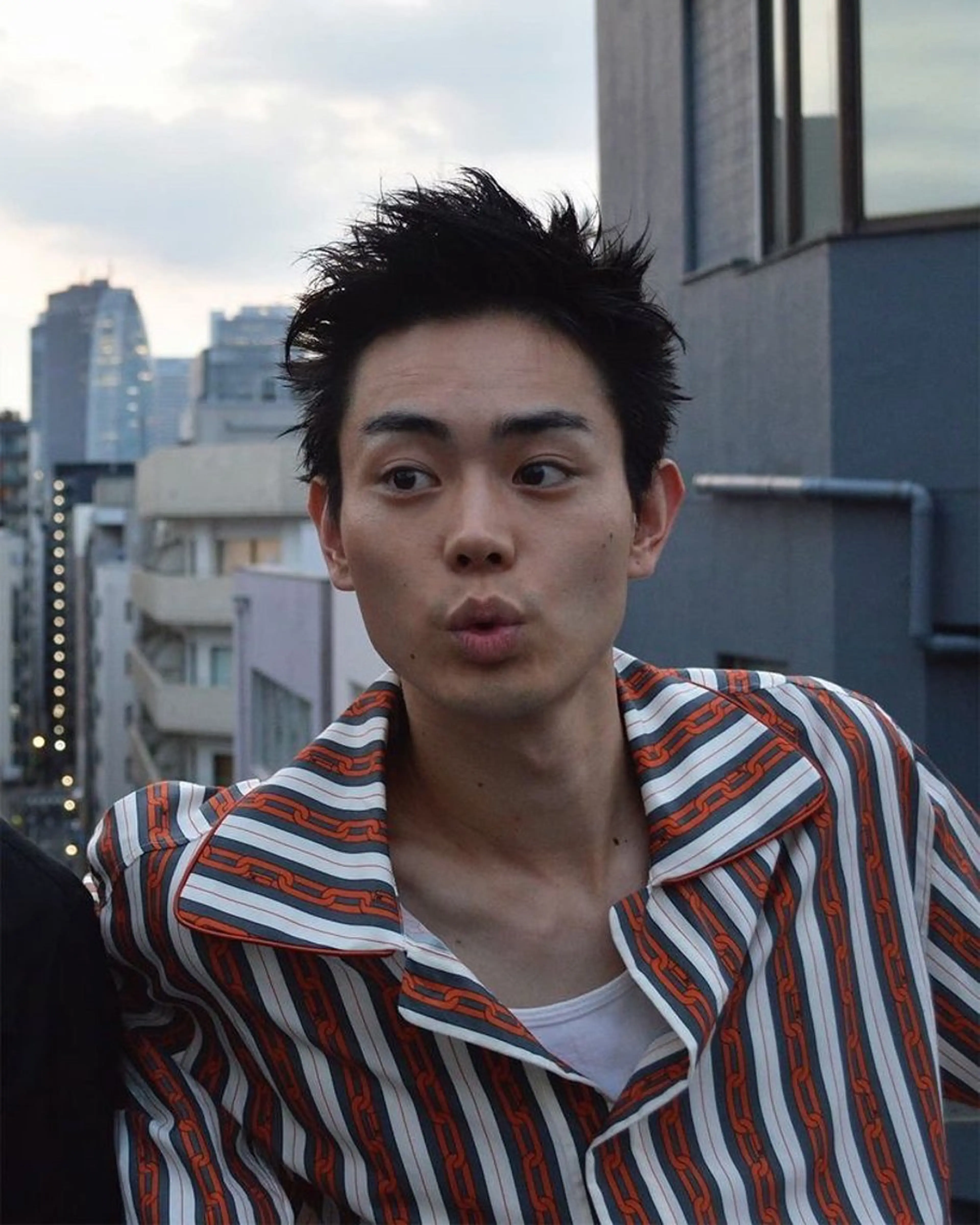 ショート カラー パーマ ヘアアレンジ メンズ メンズショート スパイキーショート 刈り上げ ショートヘア カット トリートメント ショートヘア原宿 fifth コシのヘアスタイル