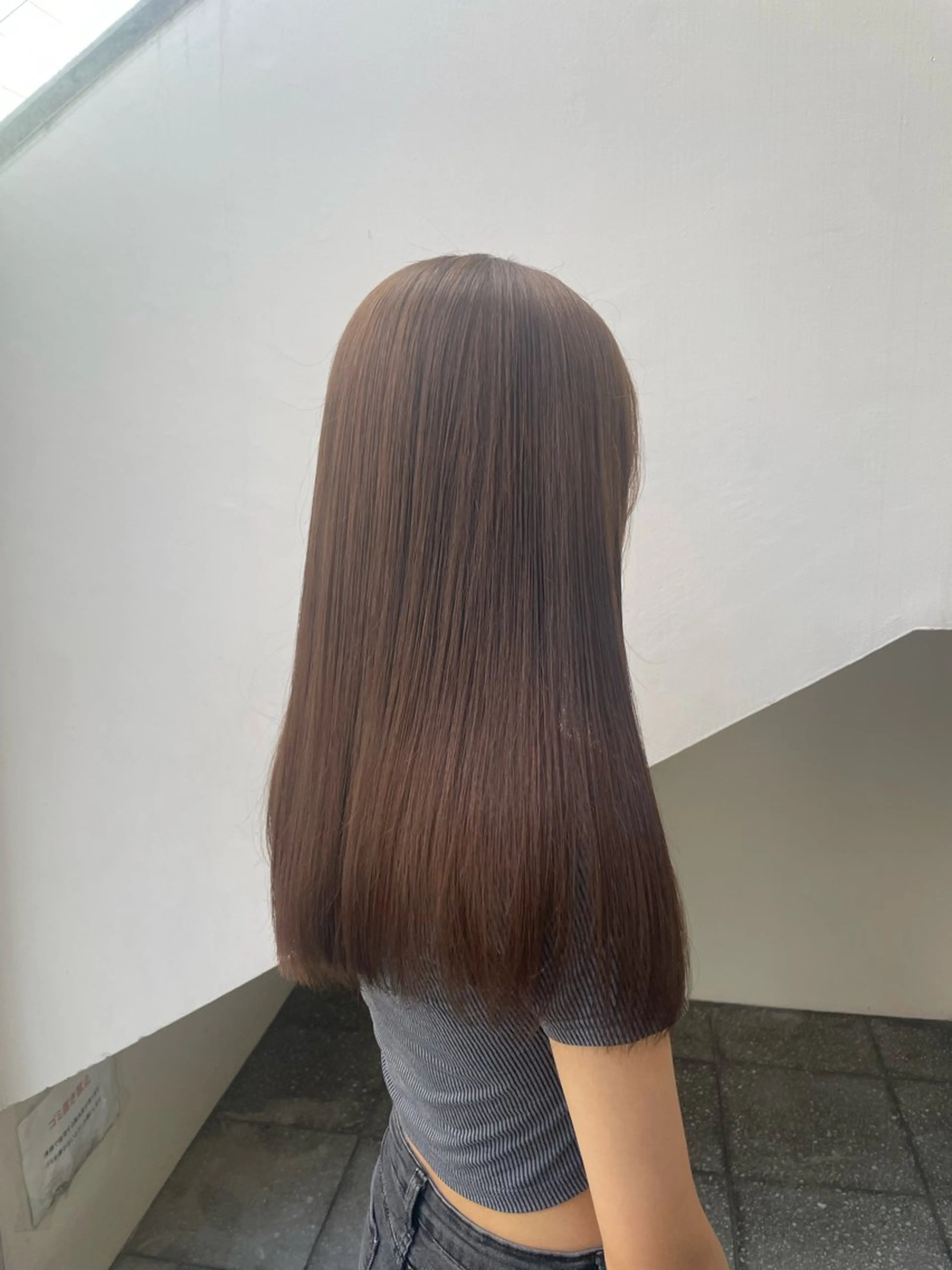 🧚ボリューム抑えたい方オススメ🧚❣️アイロンを使わない❣️コスメストレート+カット＋最高級システムトリートメントの写真